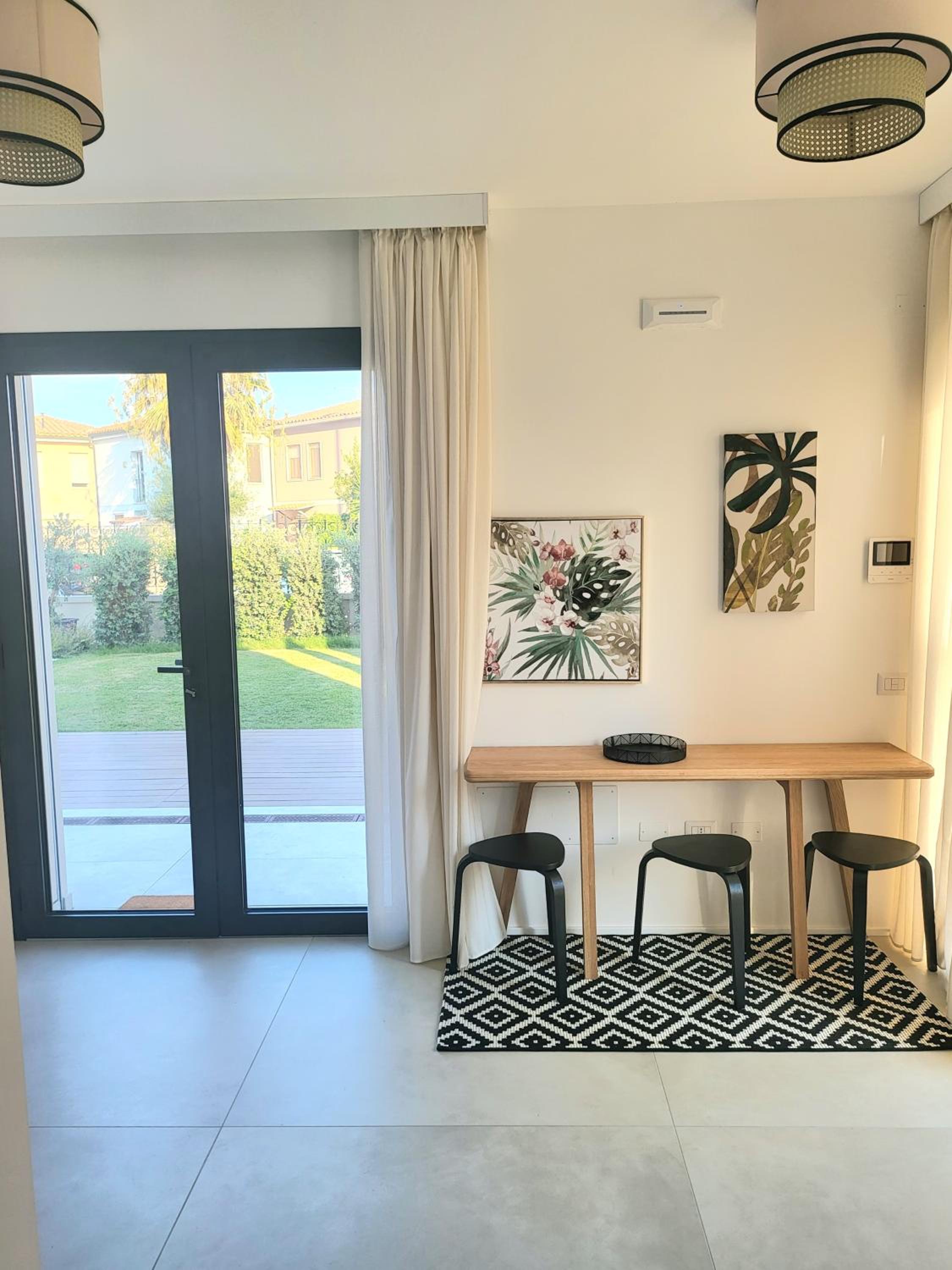 Twin Palms beach villa photo 3