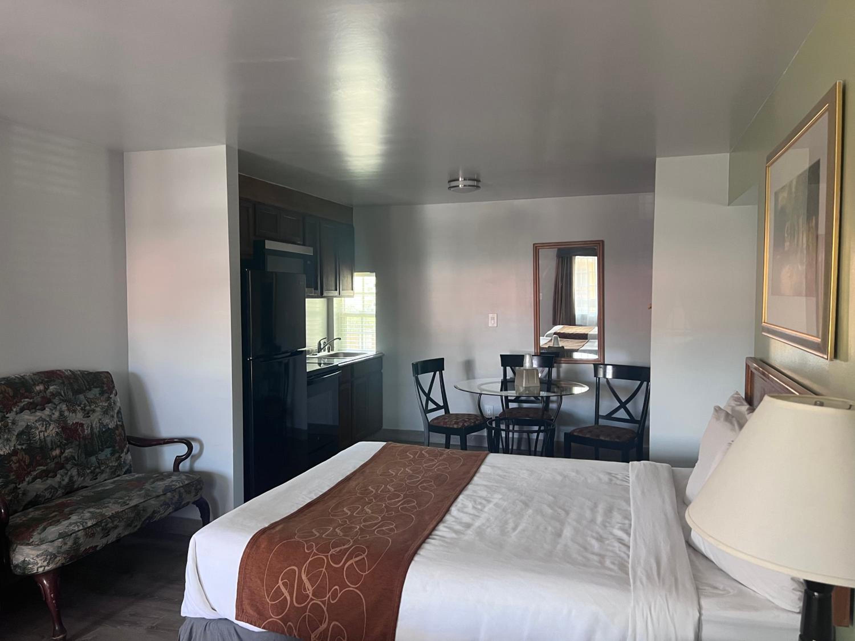 Adobe Inn Durango 35