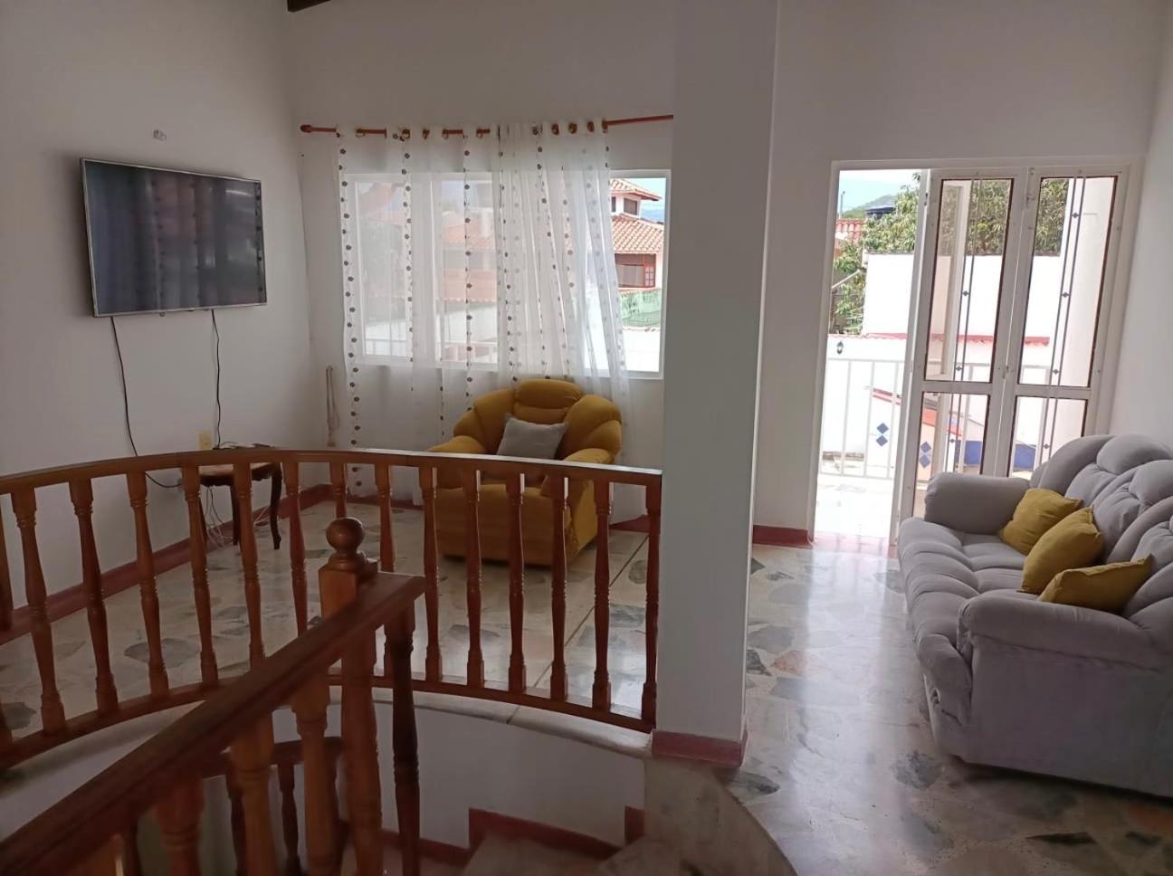 Hermosa y espaciosa casa familiar en Anapoima