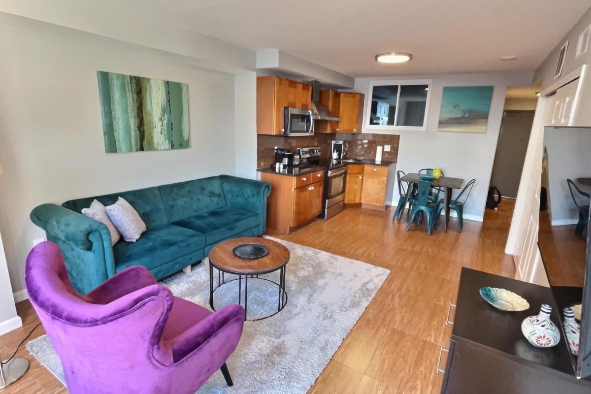 The Funky 2bd Apartment next to the convention center and reading terminal view 2