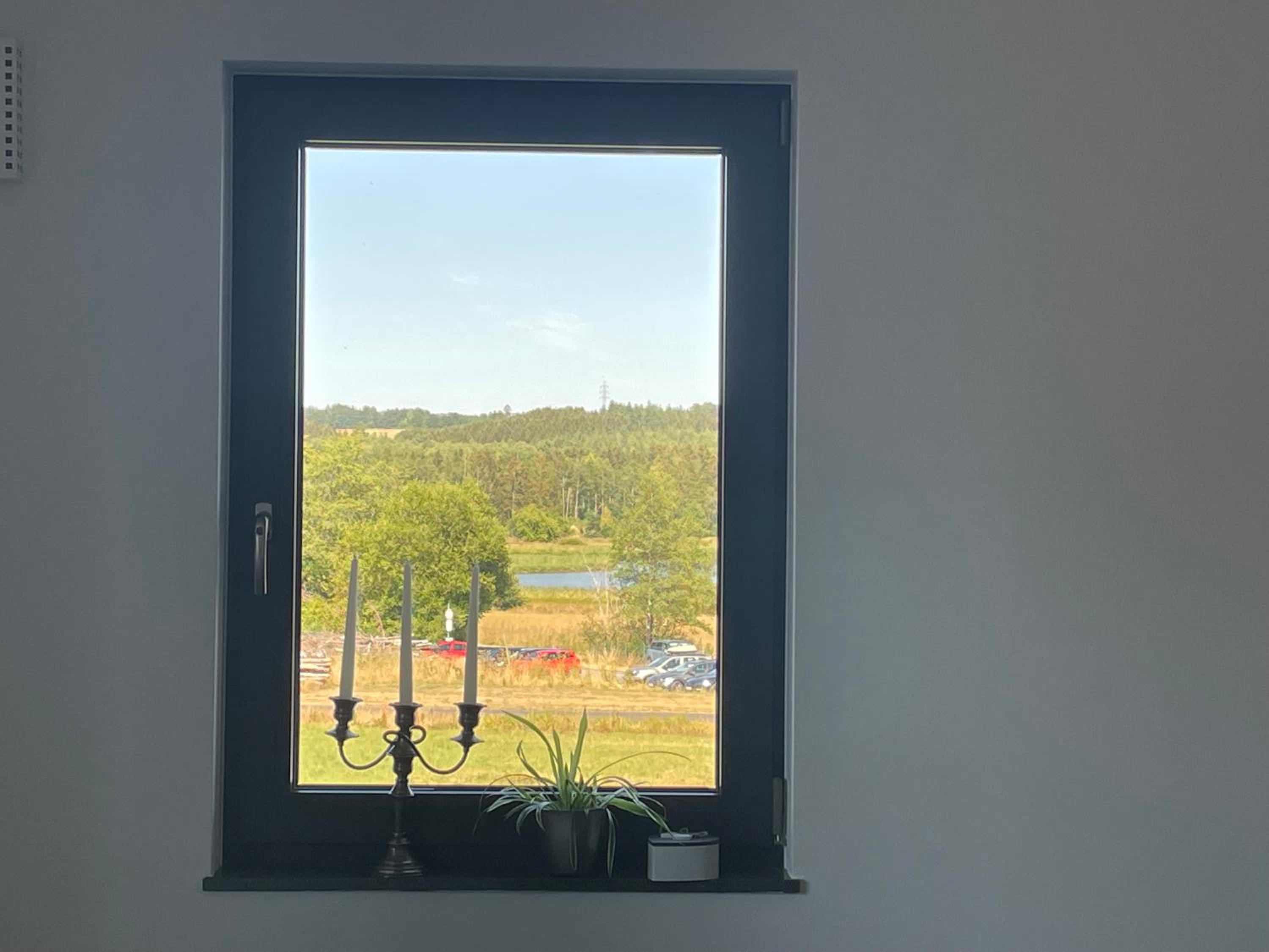 #NEU l Seeblick l NETFLIX l BOXSPRING l NESPRESSO l e-TÜR l Terrasse l 82m2 view 2
