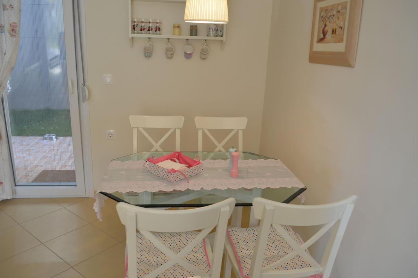 Palm garden apartment