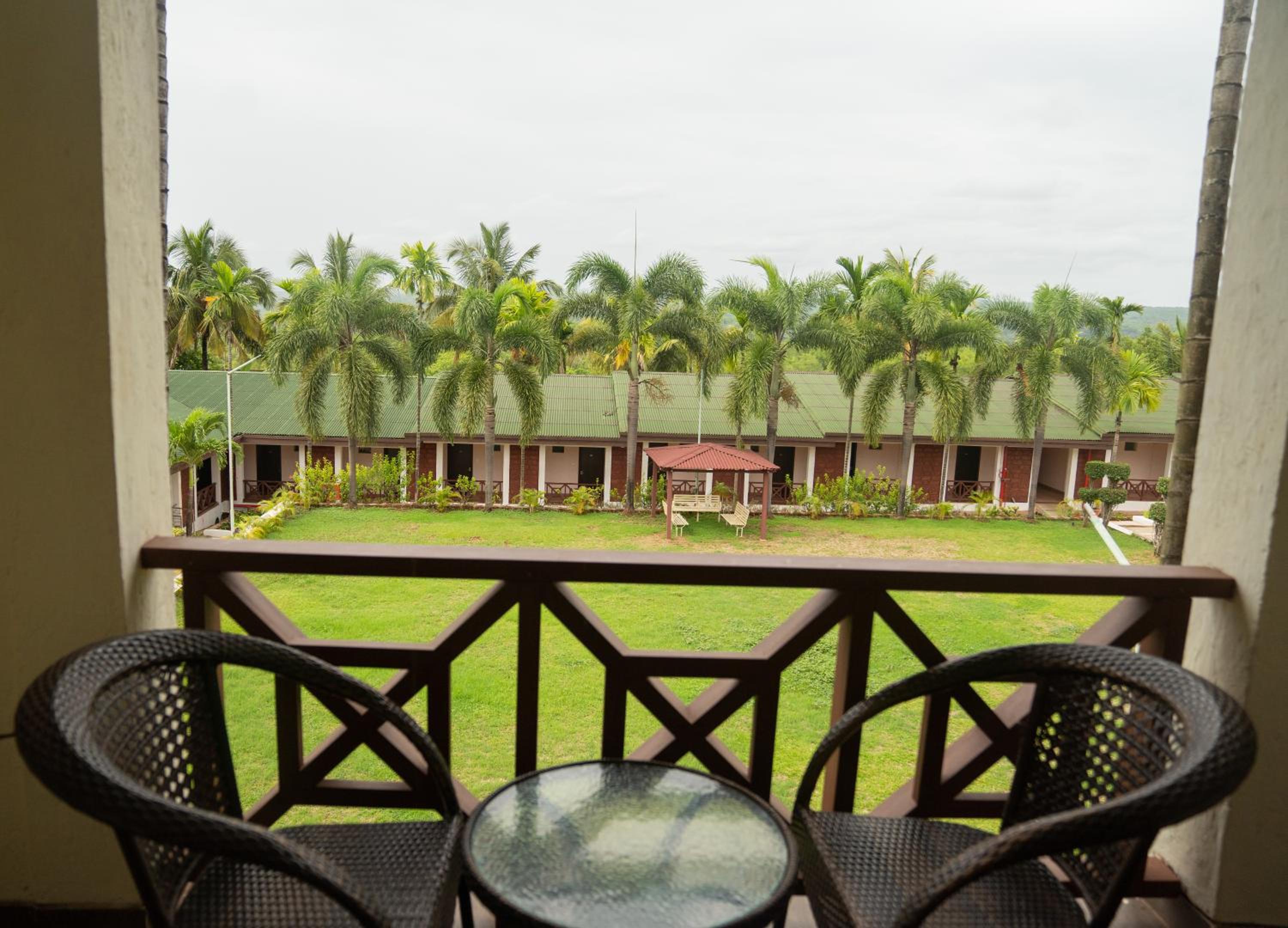 Greenleaf The Resort & Spa, Ganpatipule