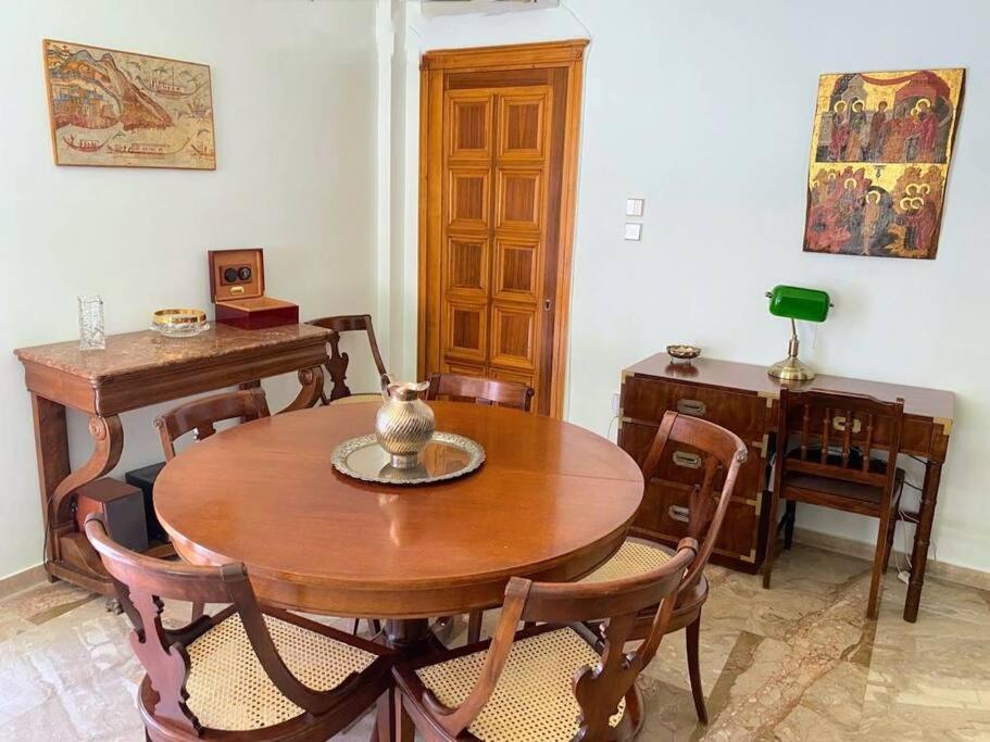 Unique Spacious new 3BDR apt in Mouson/Filopappou