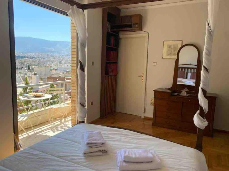 Unique Spacious new 3BDR apt in Mouson/Filopappou