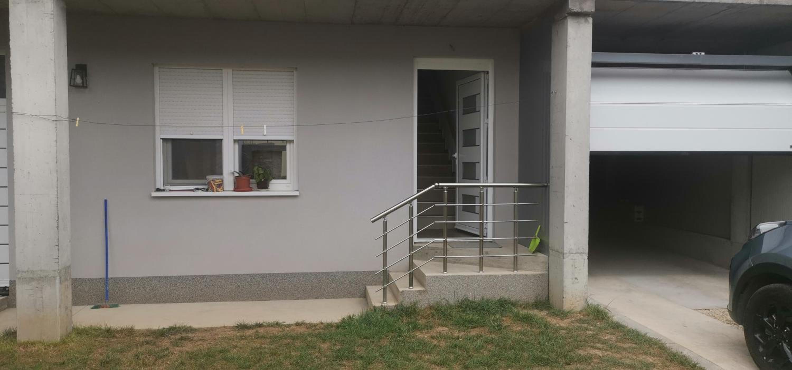 Photo 44