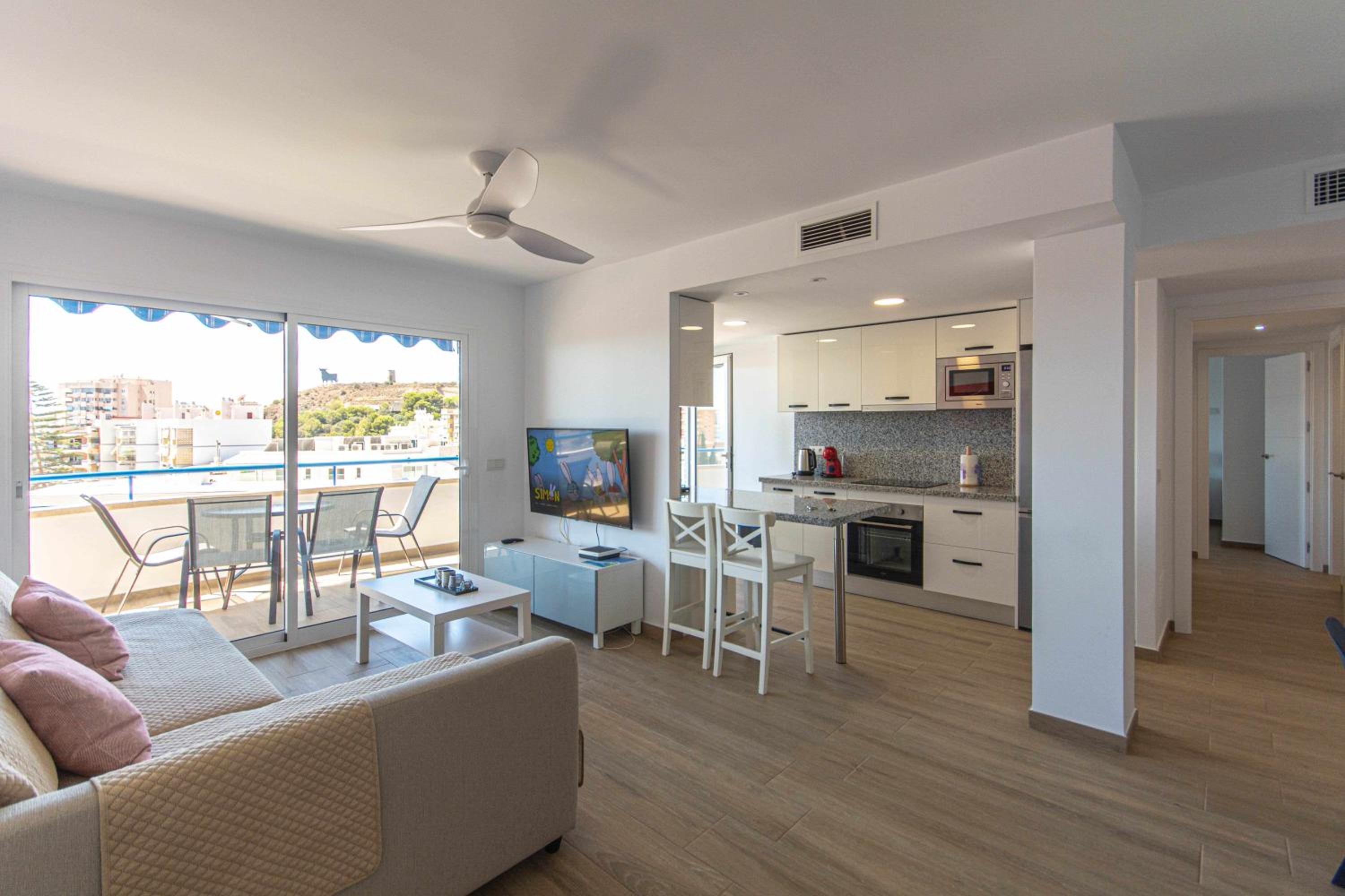 Lisasol. Apartamento con vistas al mar.