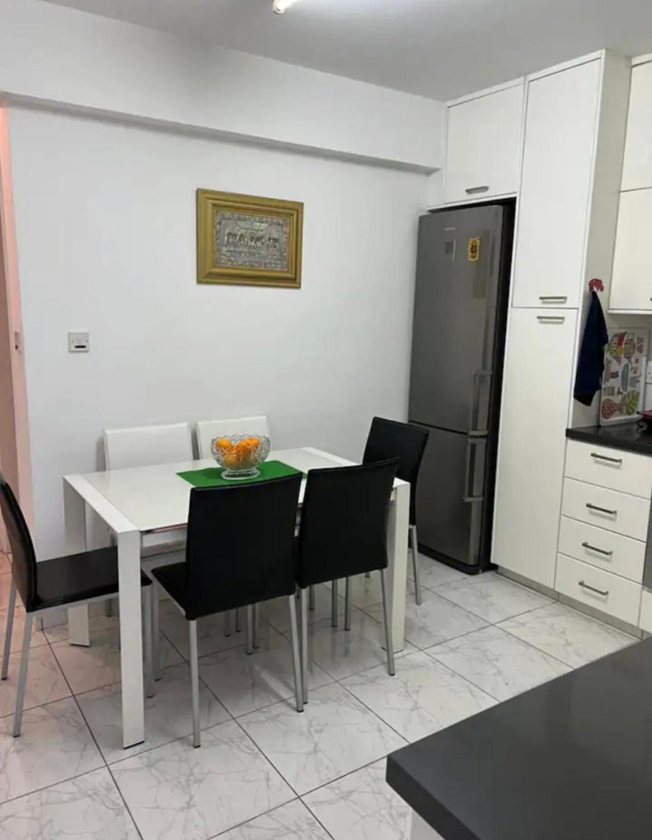 Marias Spacious Aparment