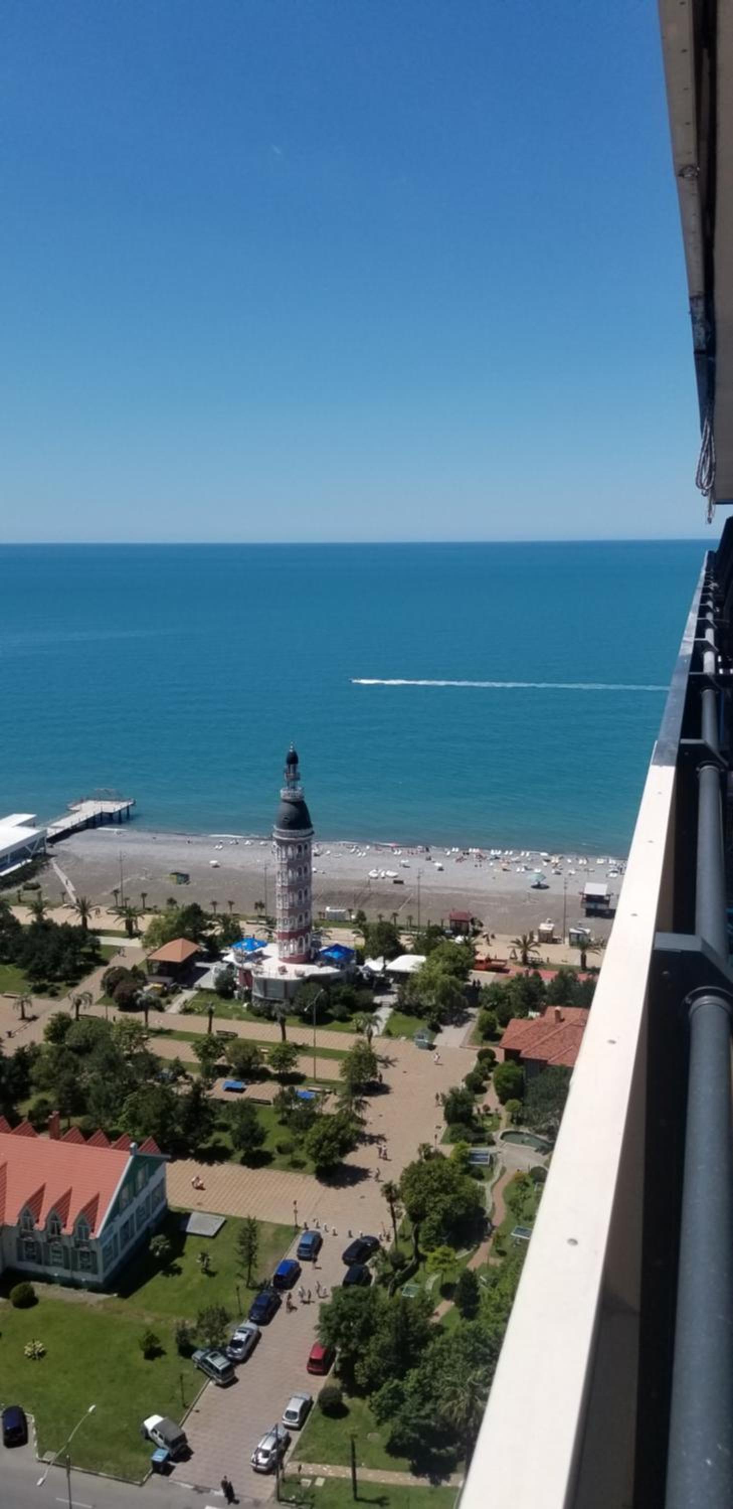 Photo 33