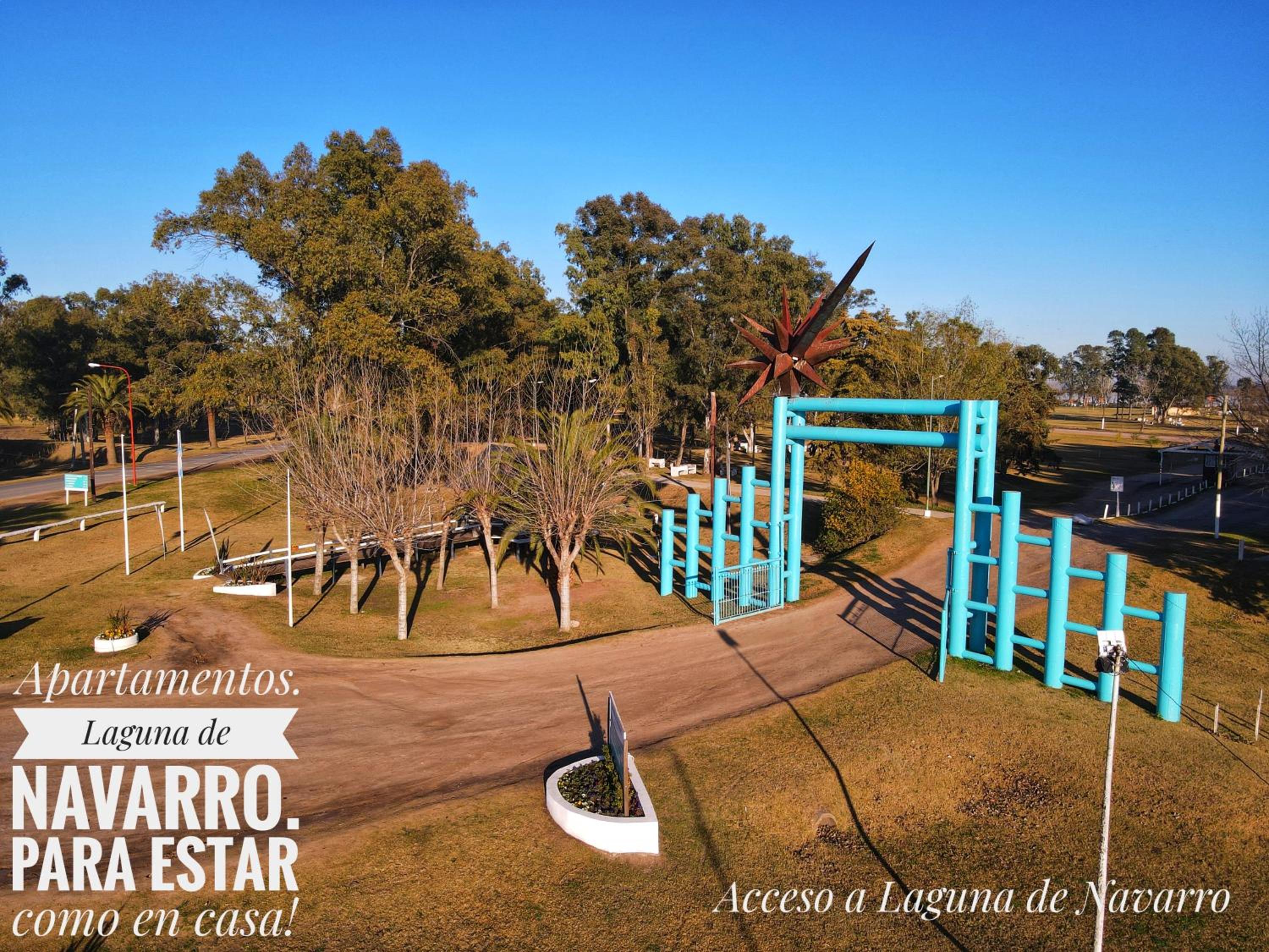 Apartamentos Laguna de Navarro