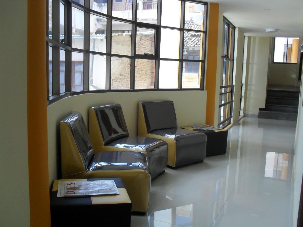 Hostal Corona Blanca