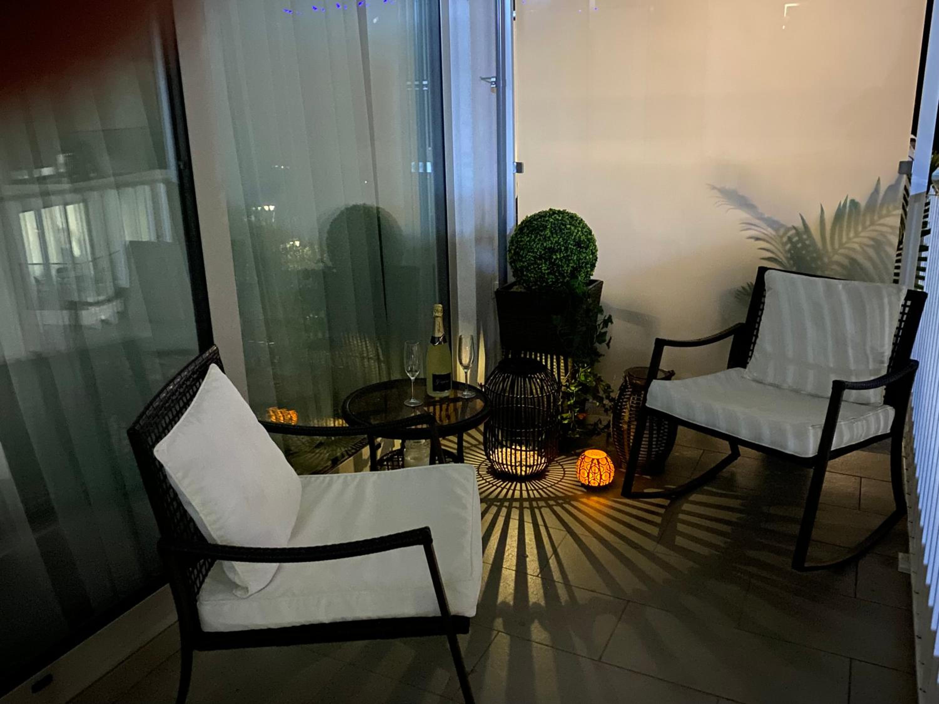 balcony