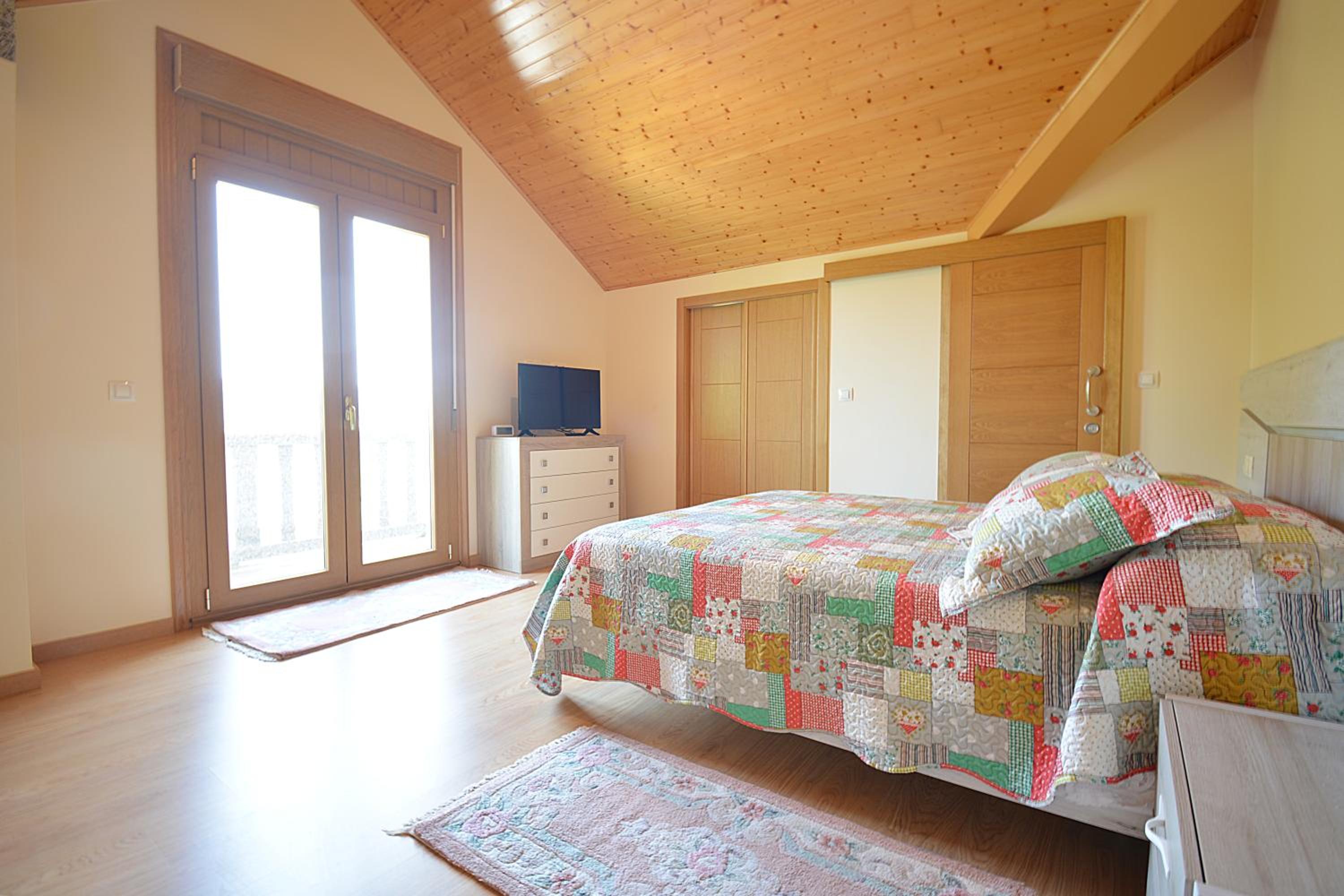 Casa con jardín próxima a Vilagarcía de Arousa