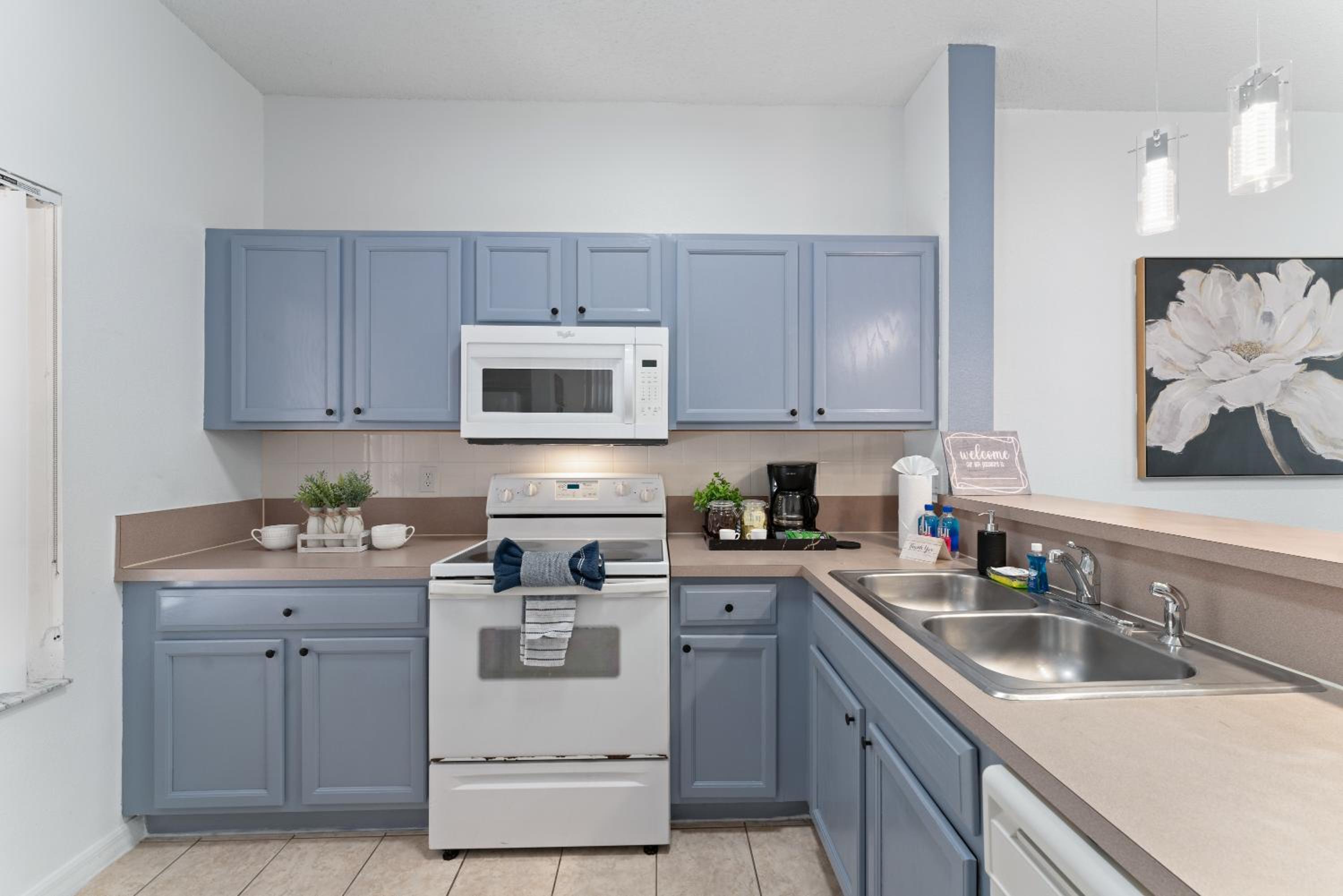 JC DISNEY House - Image 5