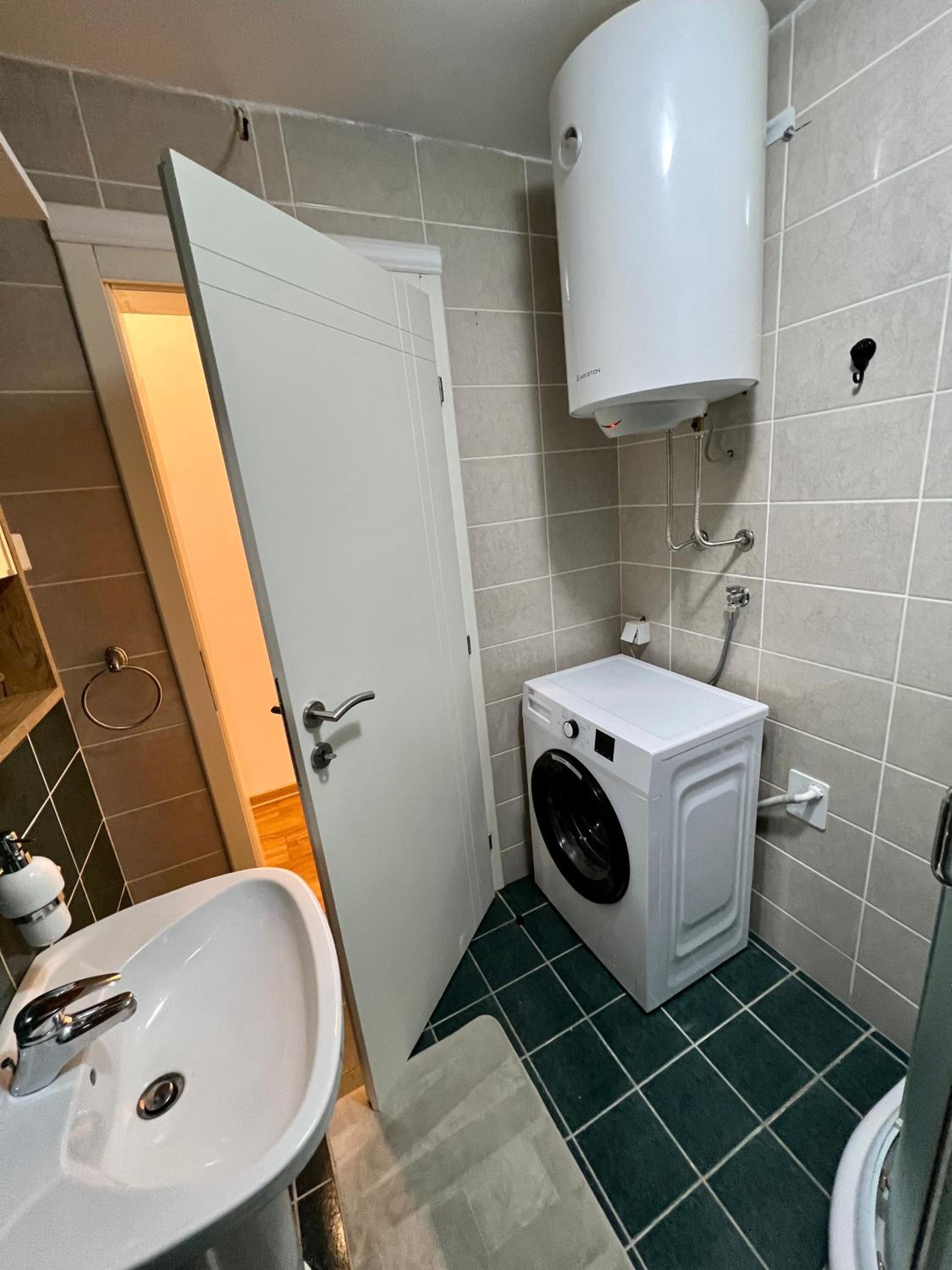 Photo 15