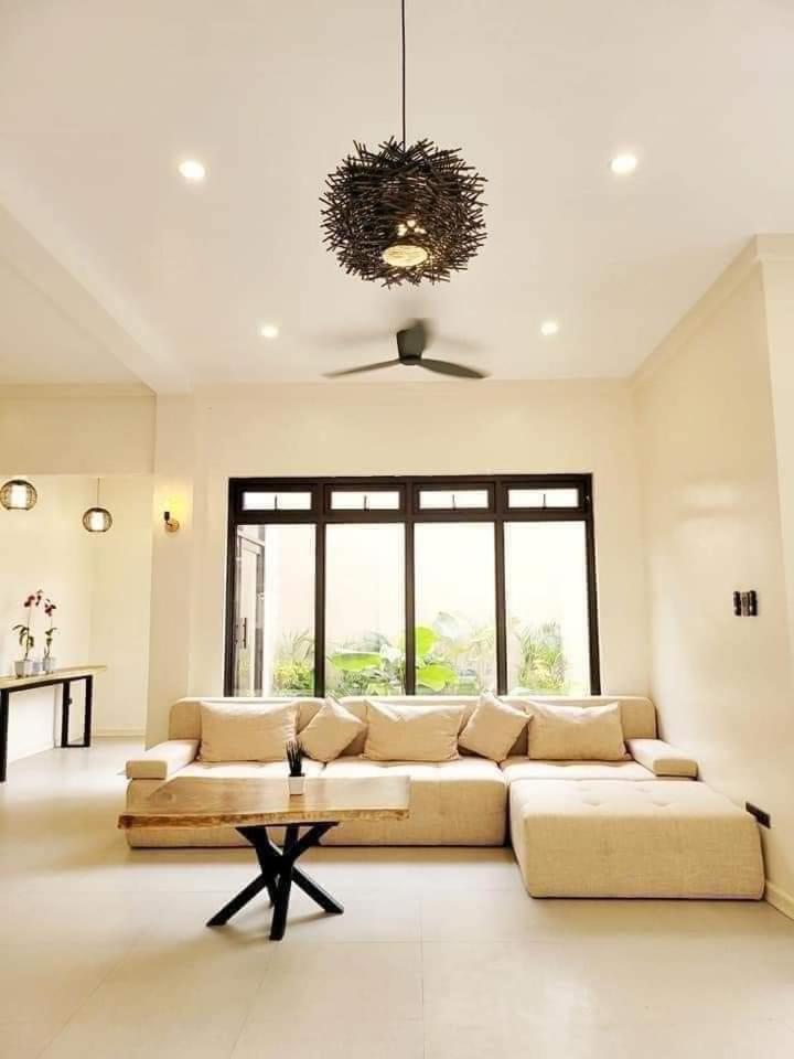 Tagaytay Vacations - VYU PRIVATE VILLA - TAGAYTAY - Property Image 11