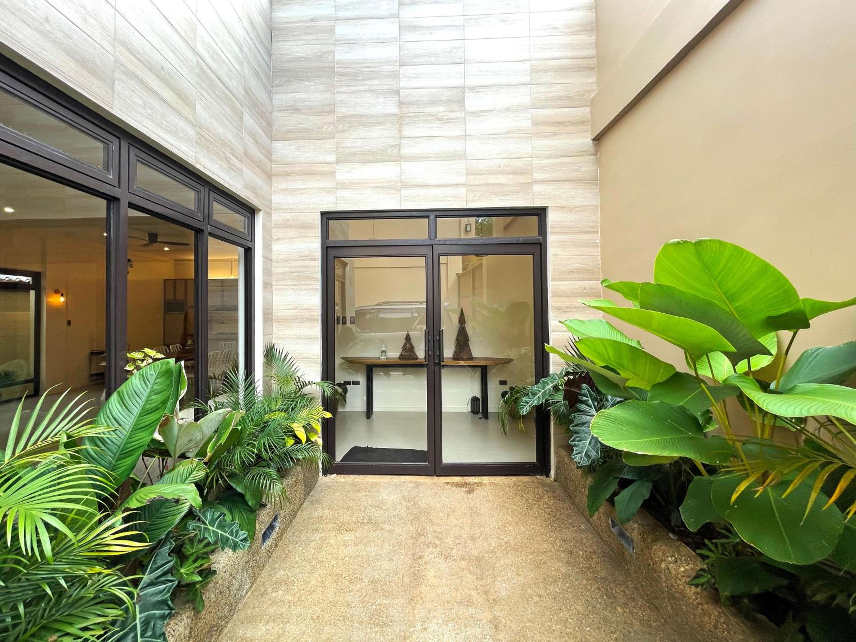 Tagaytay Vacations - VYU PRIVATE VILLA - TAGAYTAY - Property Image 17