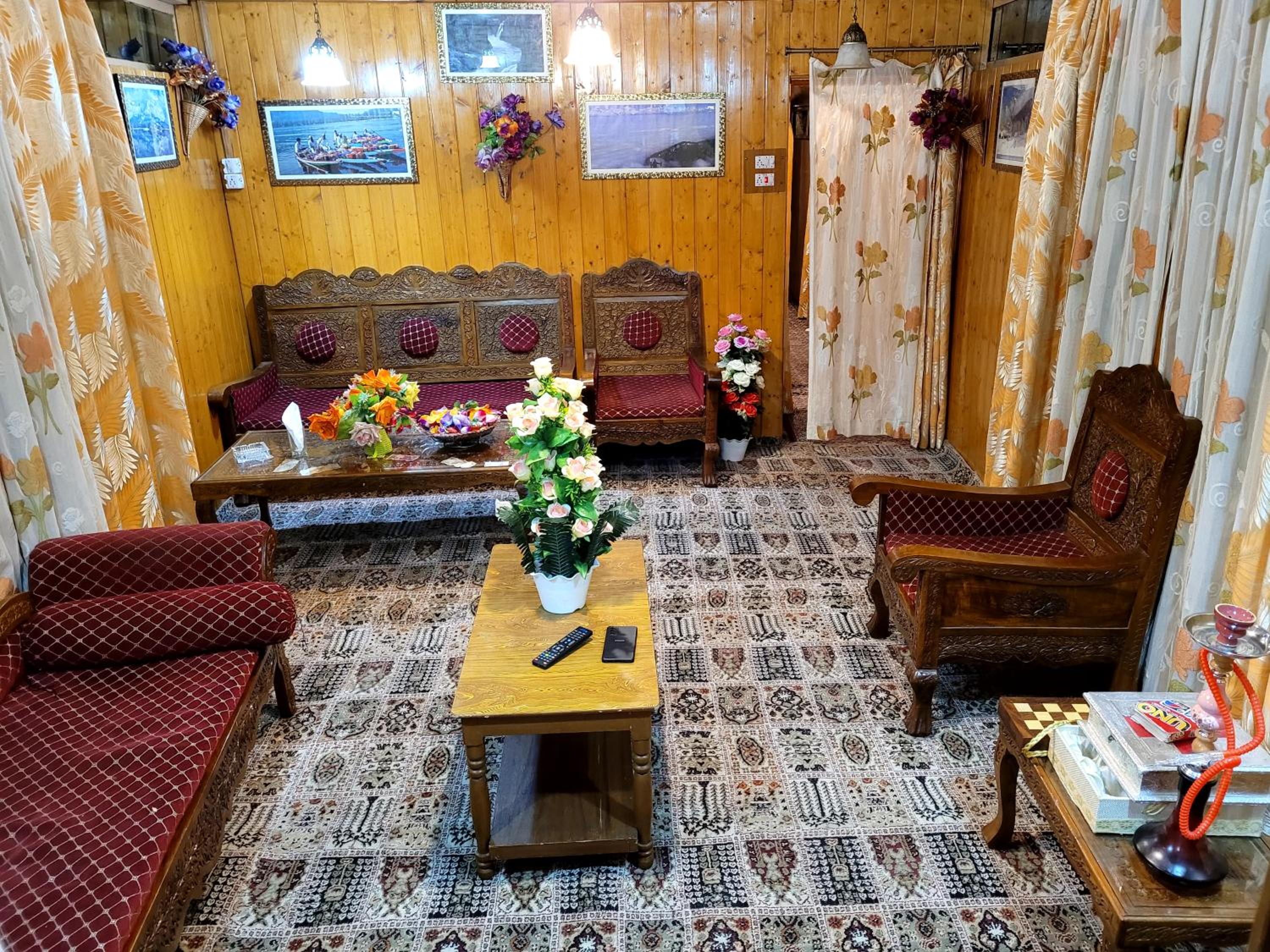 lounge