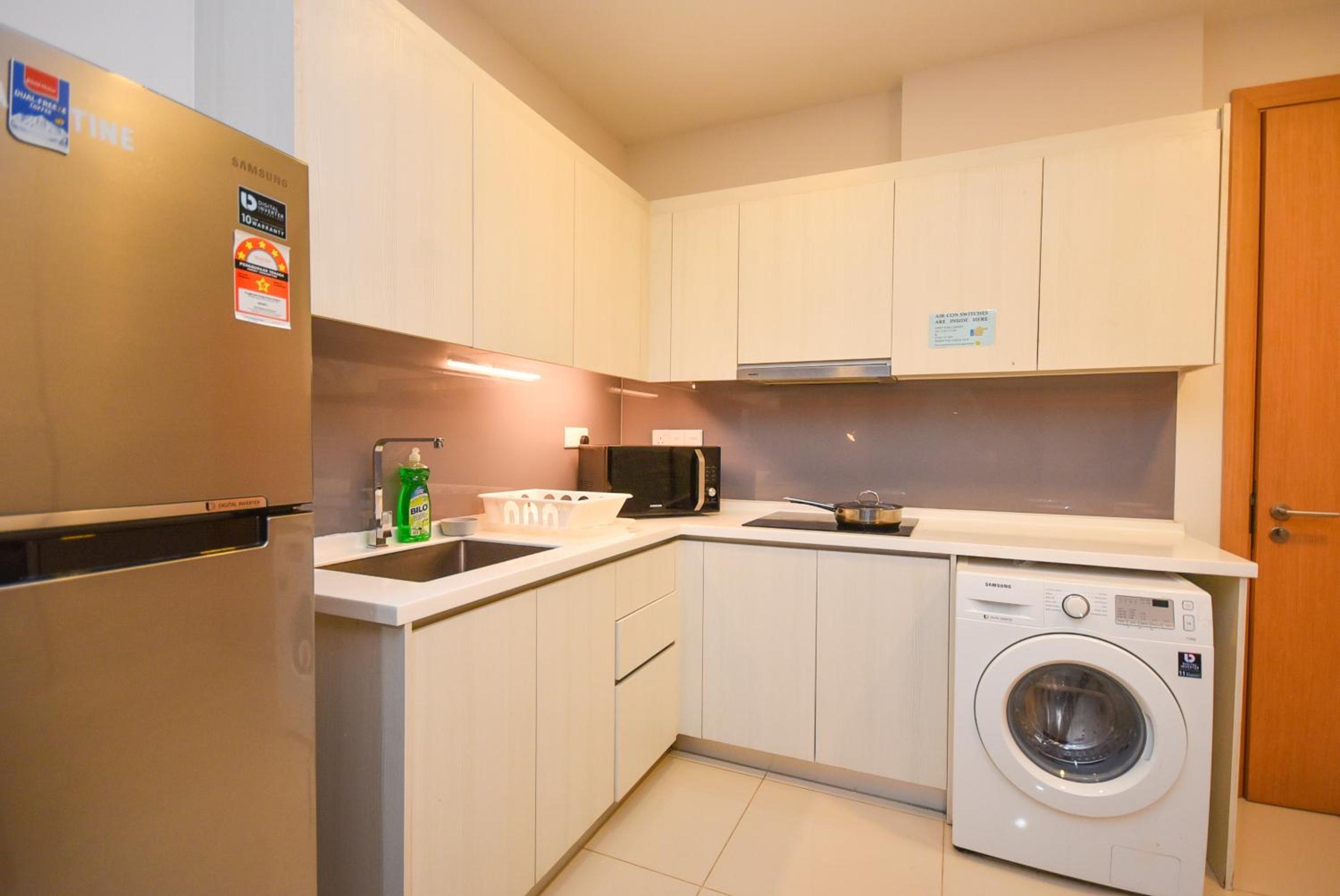 Suasana Residence by Nest Home