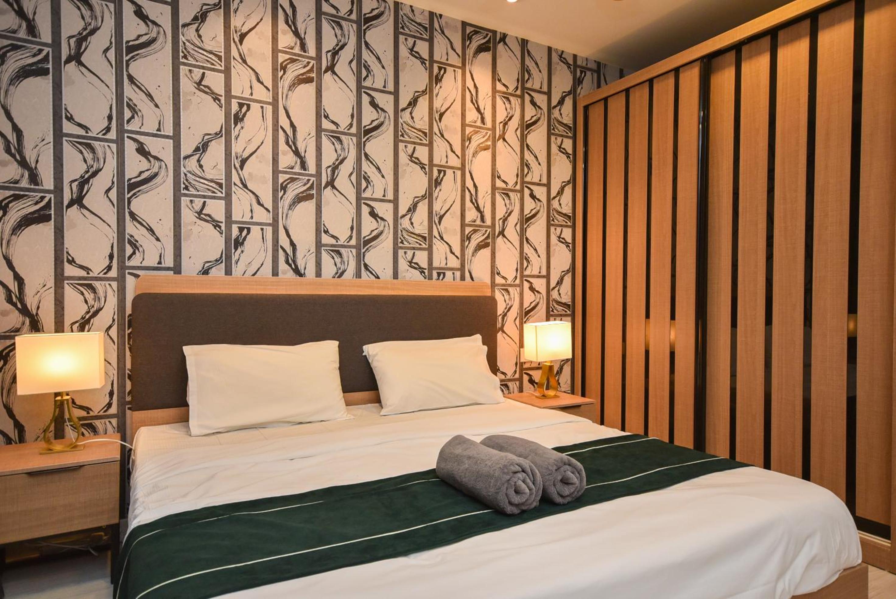 Suasana Residence by Nest Home