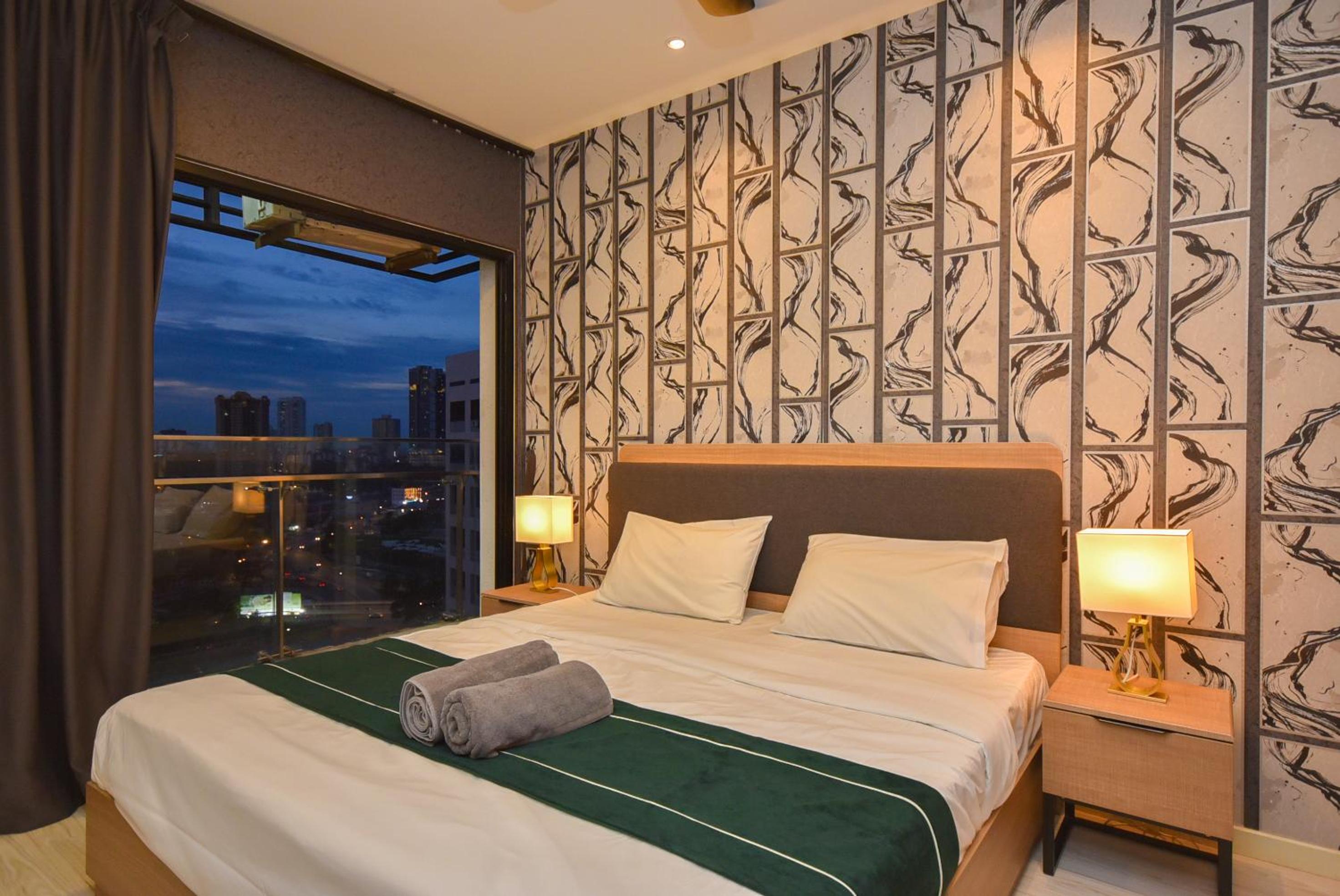 Suasana Residence by Nest Home