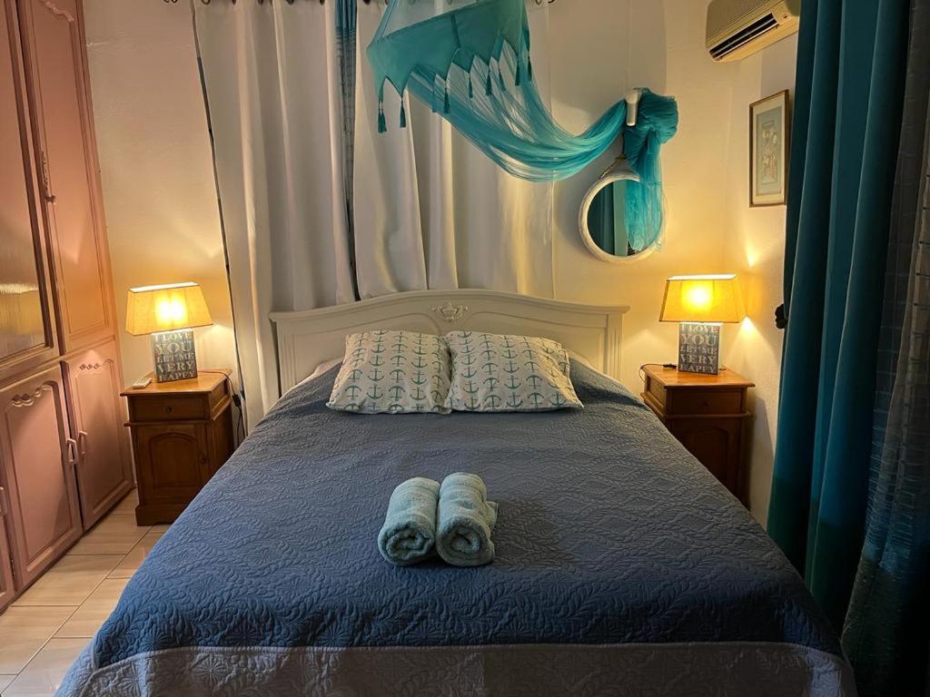 Villa Tourelle of Paradise with Private Heated Pool may-Aug
