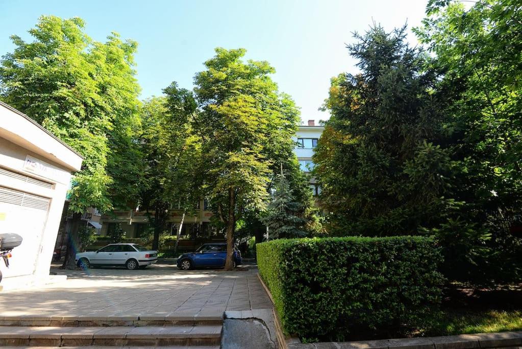 APARTEMENT LOZENEC 2,Beautiful location apartment view 3