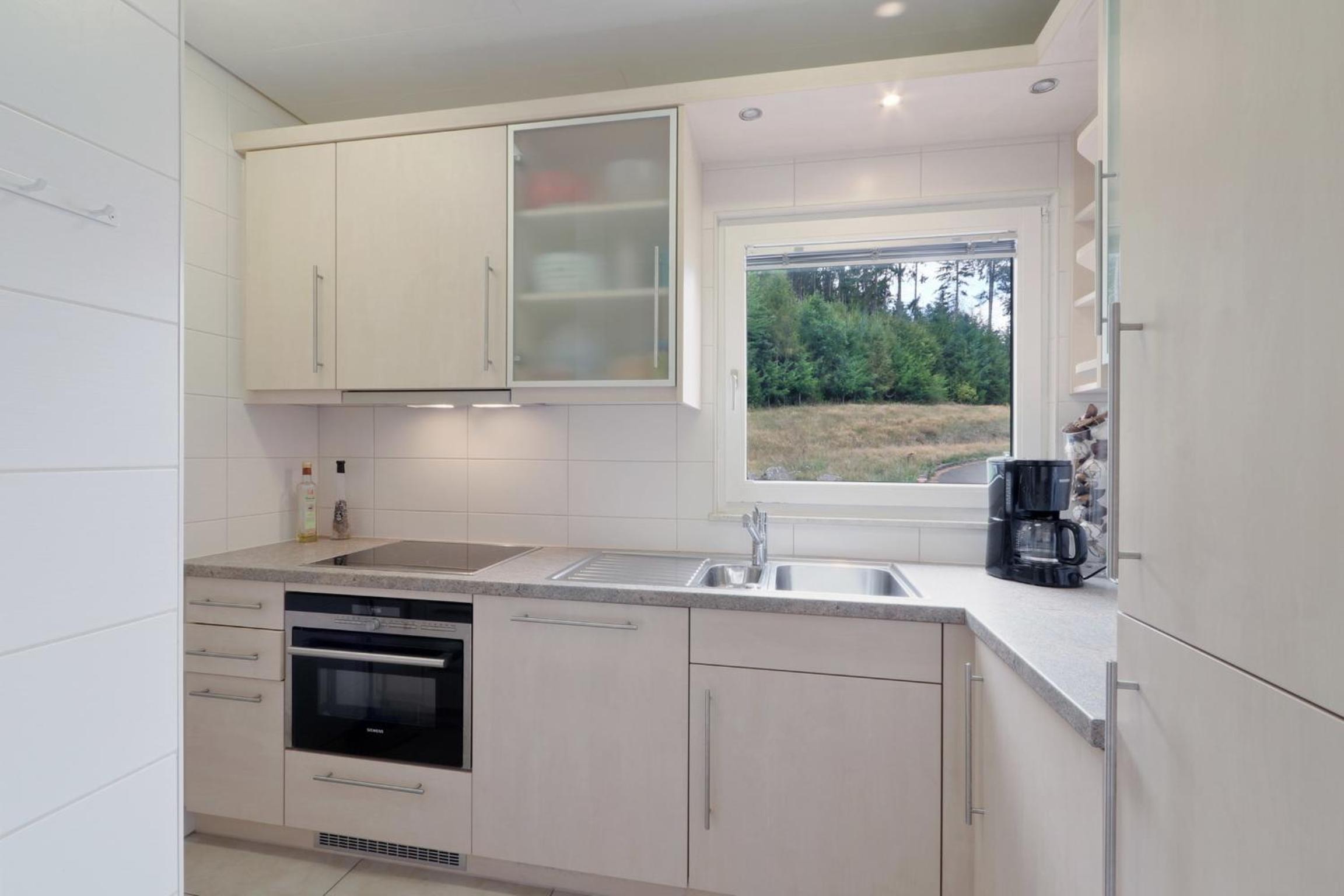 Ferienhaus mit Sauna direkt am Waldrand, See, Wald und Ruhe