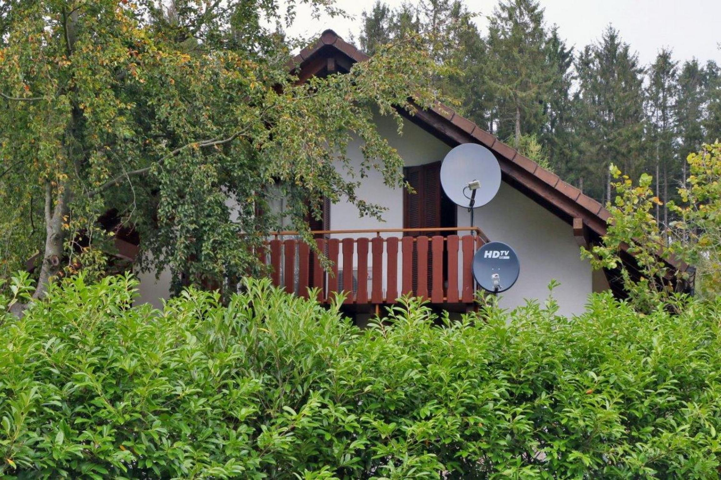 Ferienhaus mit Sauna direkt am Waldrand, See, Wald und Ruhe