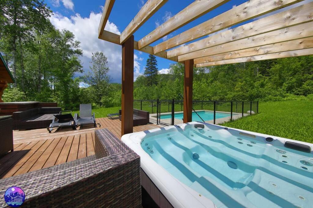 Chalet Le St-Côme - SPA- Billard- PISCINE by Galaxia view 3