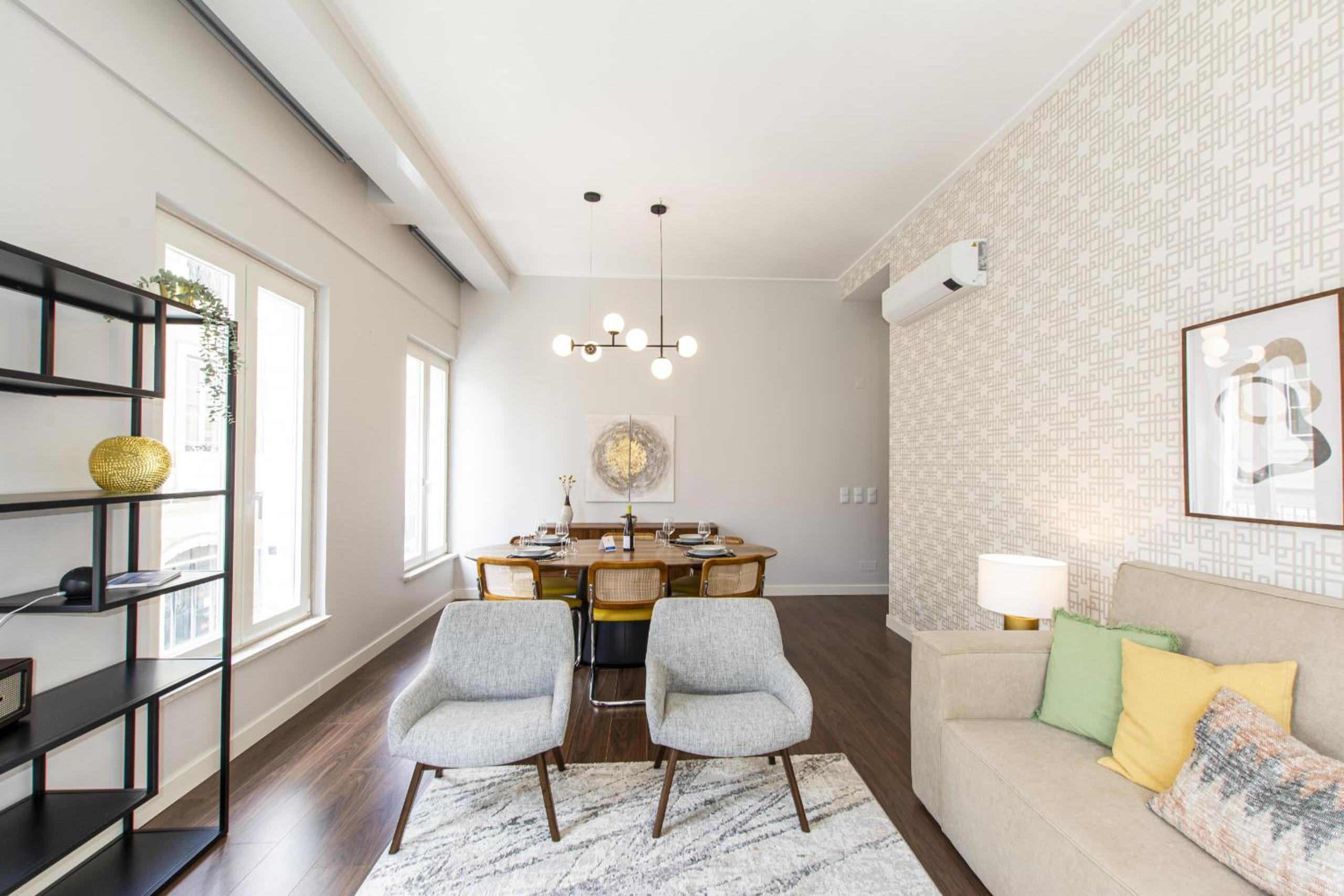 Elegant & Sophisticated Campo Ourique by GT House view 4