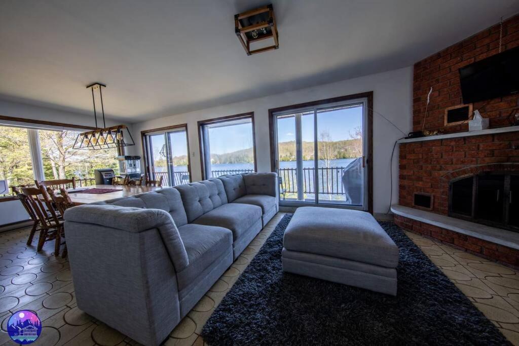 Chalet le Harfang- SPA-Bord Lac Beaulac by Galaxia view 4