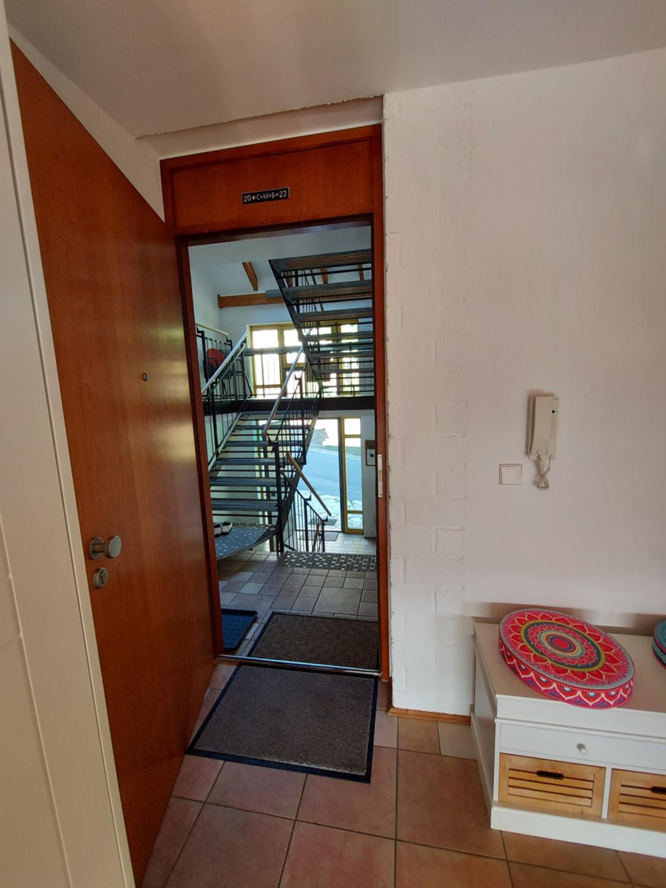 Photo 12