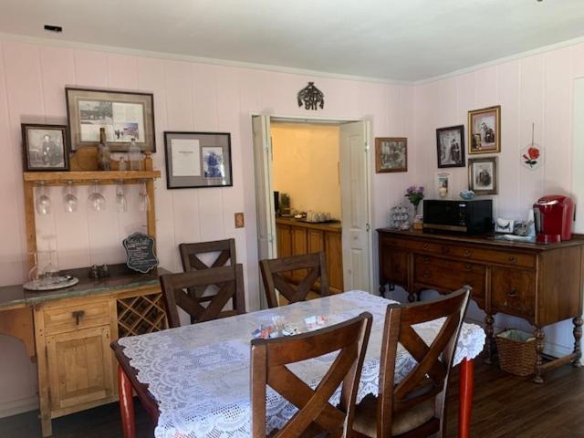 Tombstone Bordello Bed & Breakfast view 4