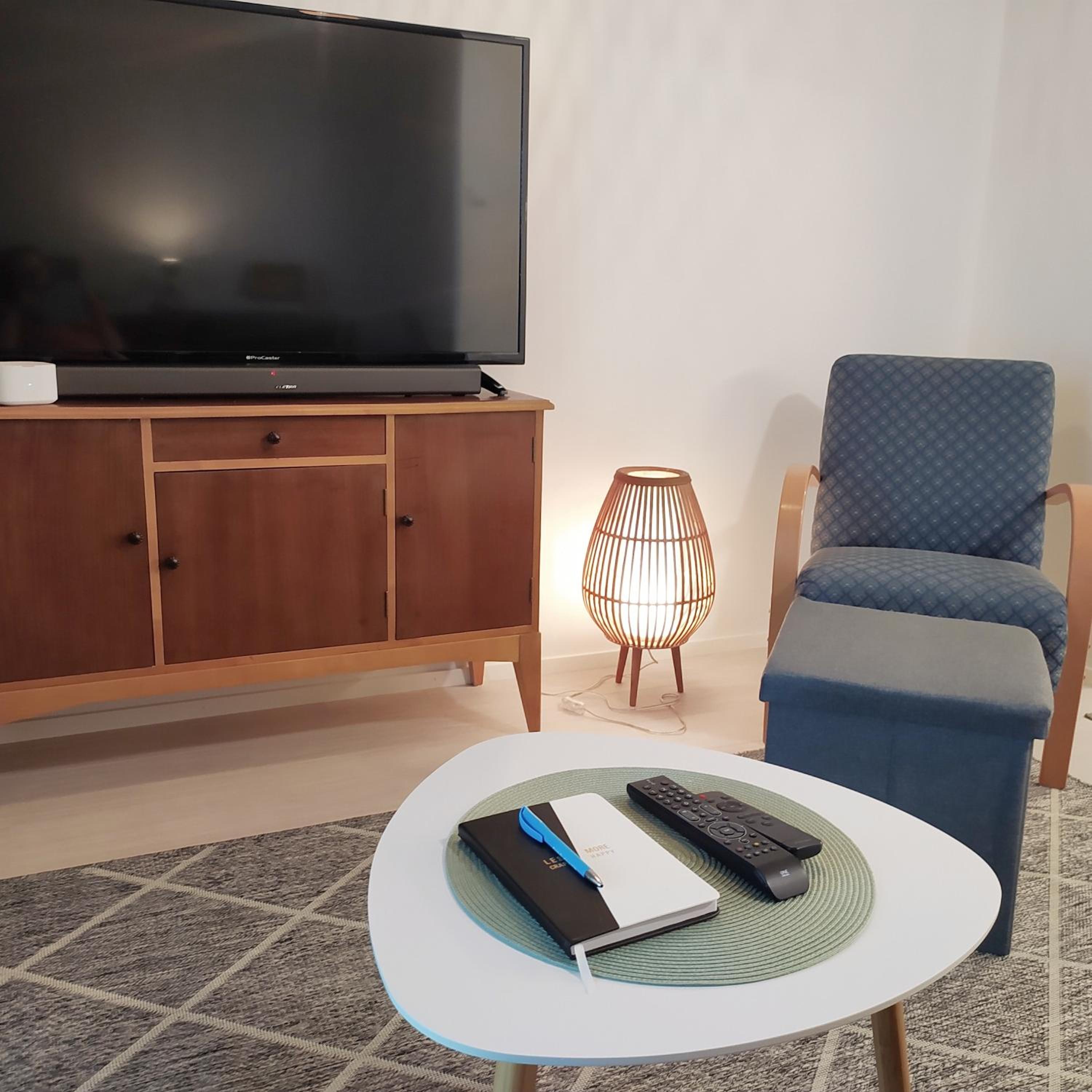 Lovely new city apartment all amenities view 5