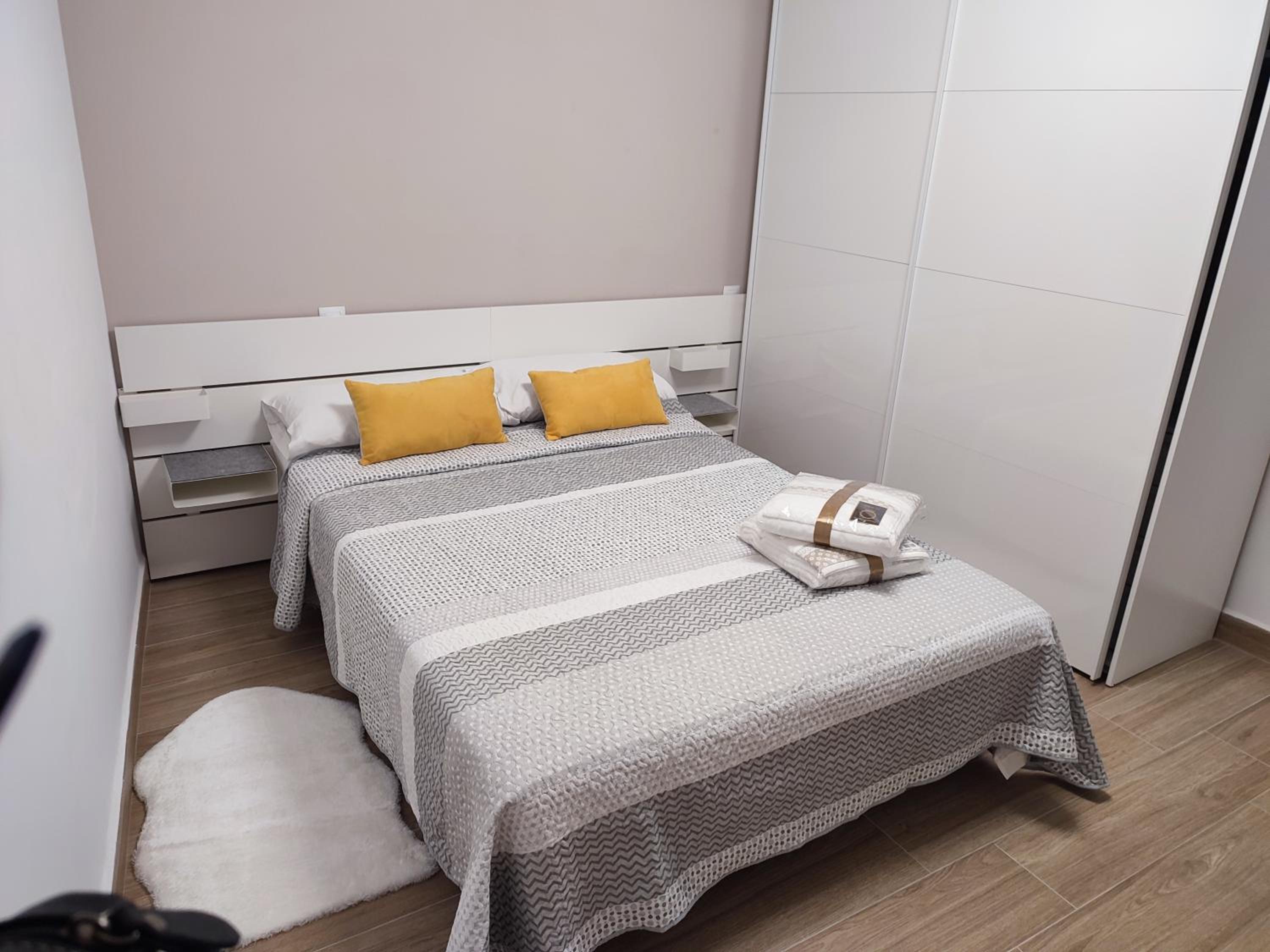 BAJ - Apartamentos en Playa Bajondillo, Torremolinos