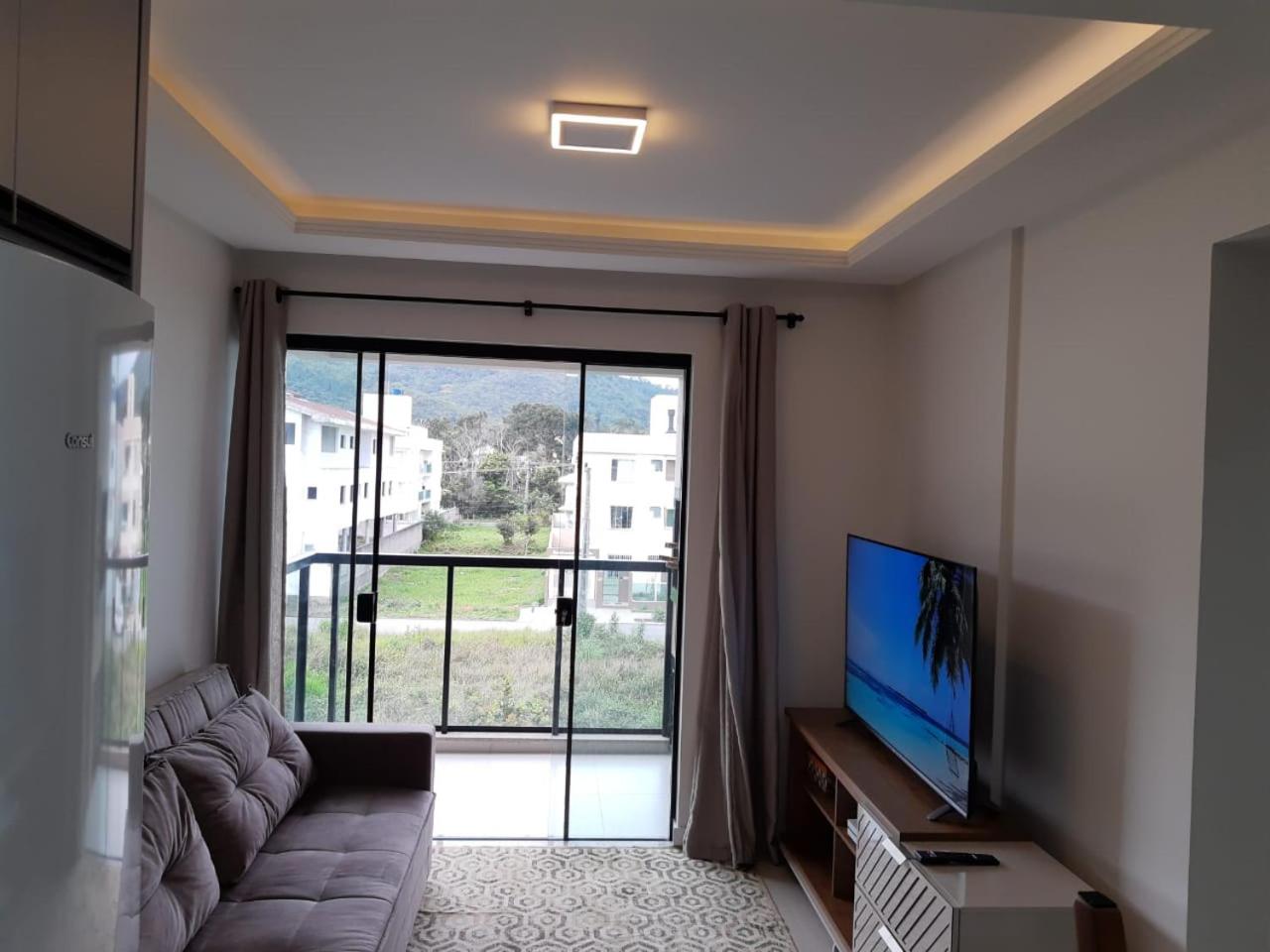 Apartamento ótimo preço praia de Palmas - SC