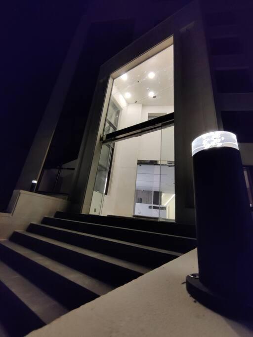 45m luxury room royal view near all services view 5