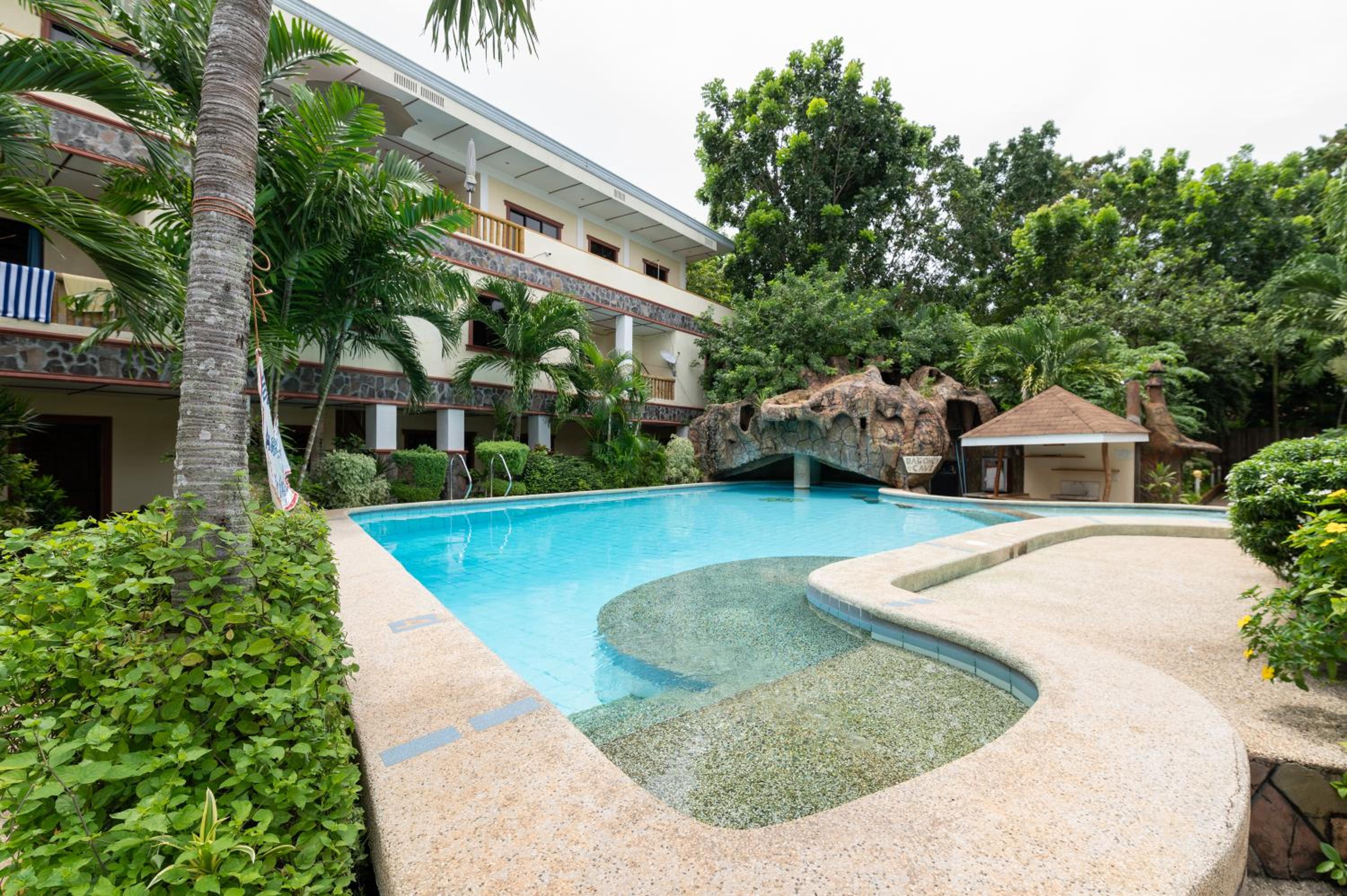 Alona Apartments