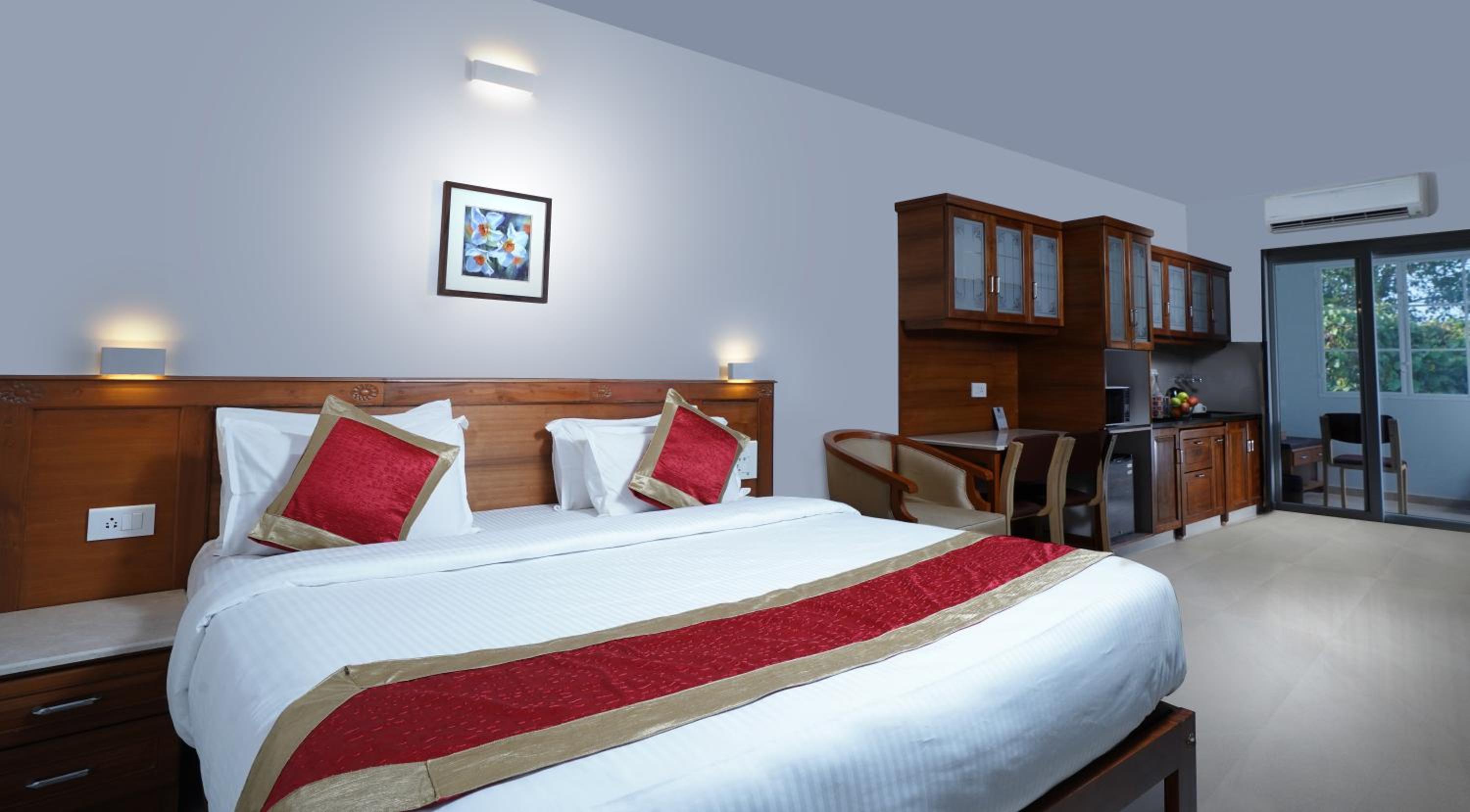Cochin Vacations - TGR SUITES - Property Image 3