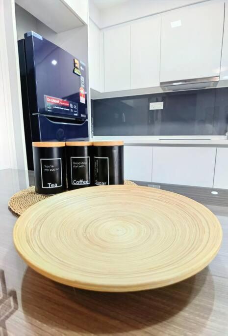 Almas Modern Warm Studio Puteri Harbour BySTAY photo 6
