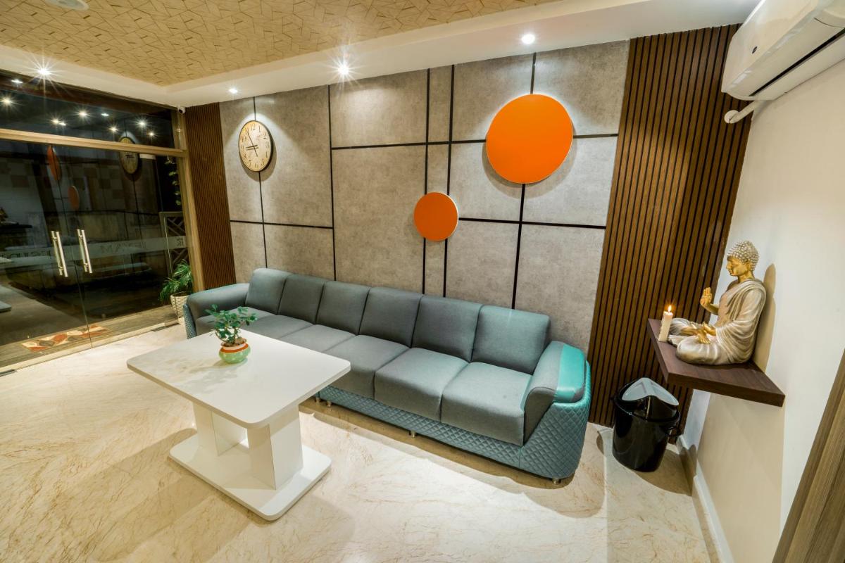 hotel reception