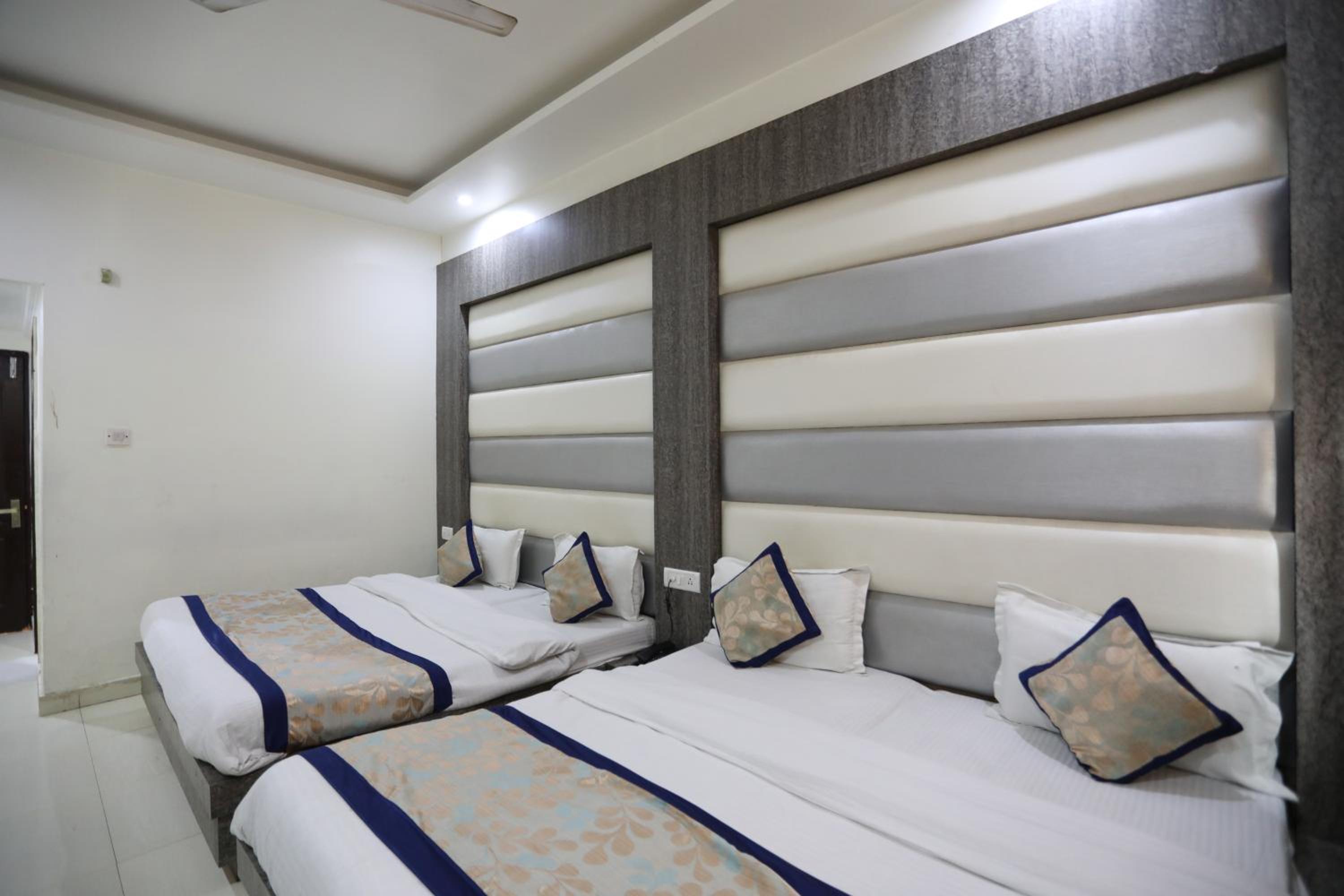 Katra Vacations - HOTEL JAGDISH RESIDENCY - Property Image 5