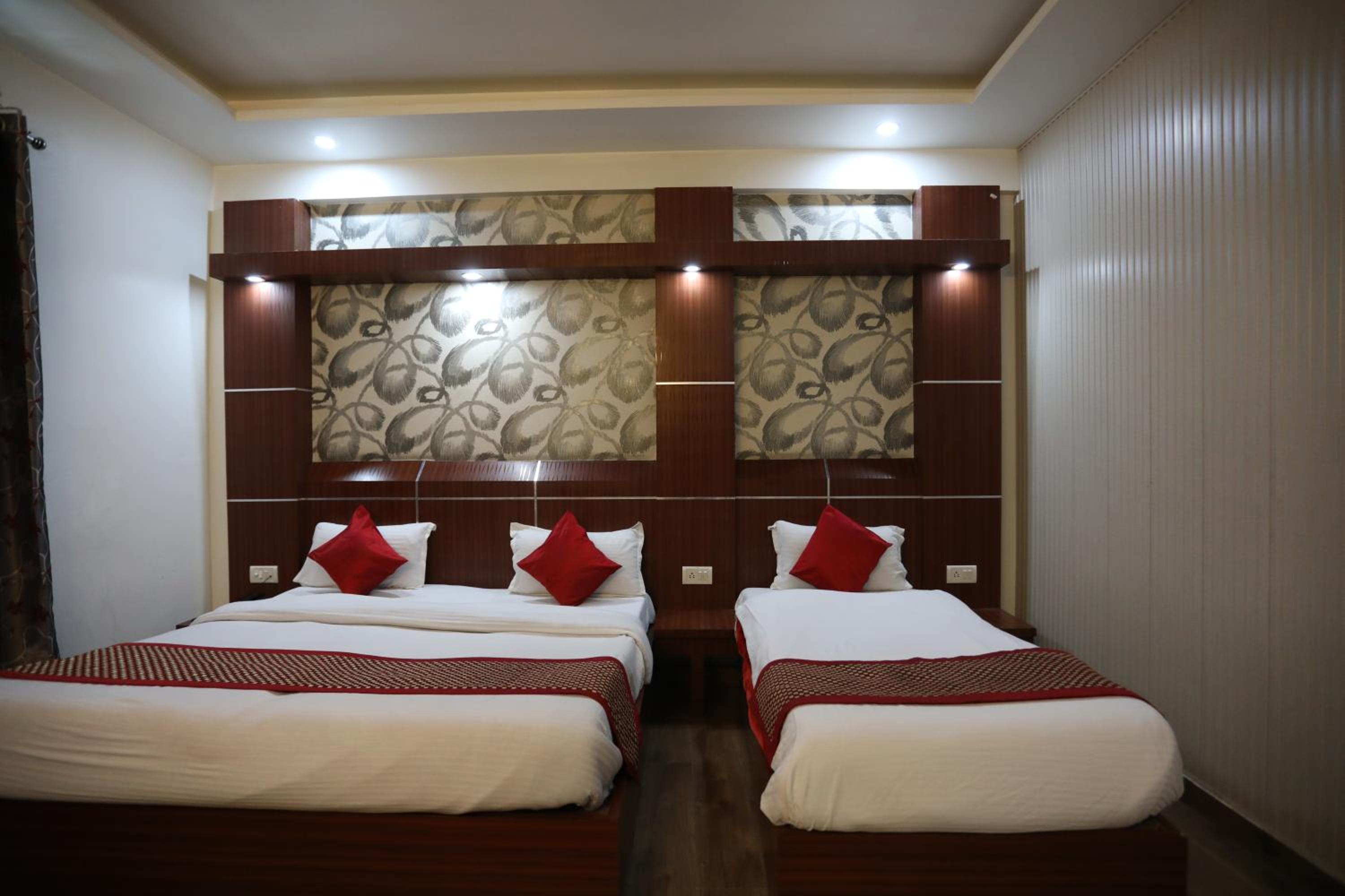 Katra Vacations - HOTEL JAGDISH RESIDENCY - Property Image 3