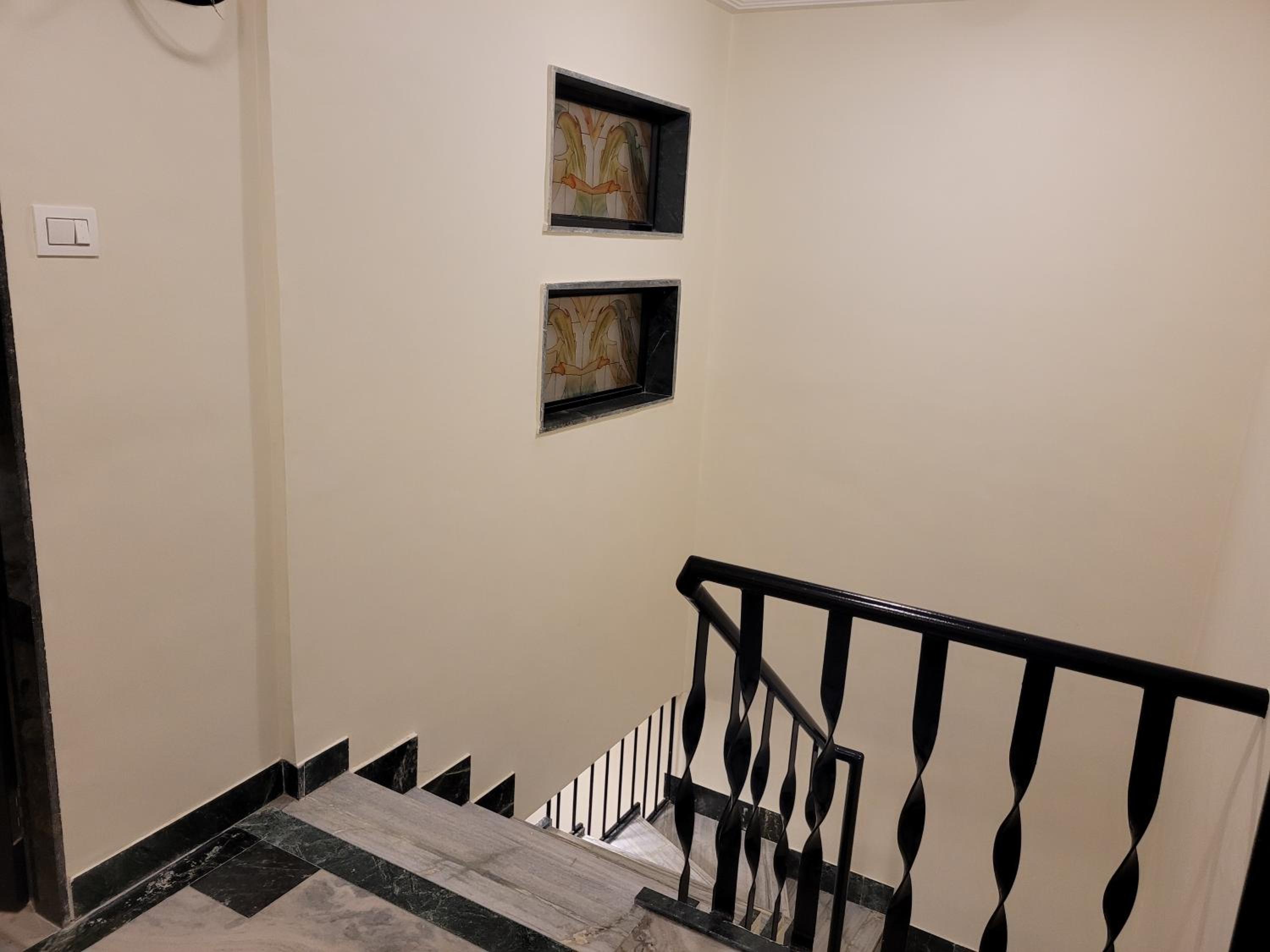 Photo 33