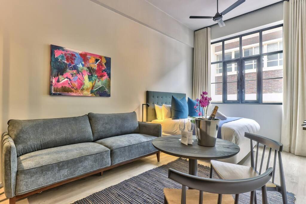 Luxury Urban Living in the East City at The Harri