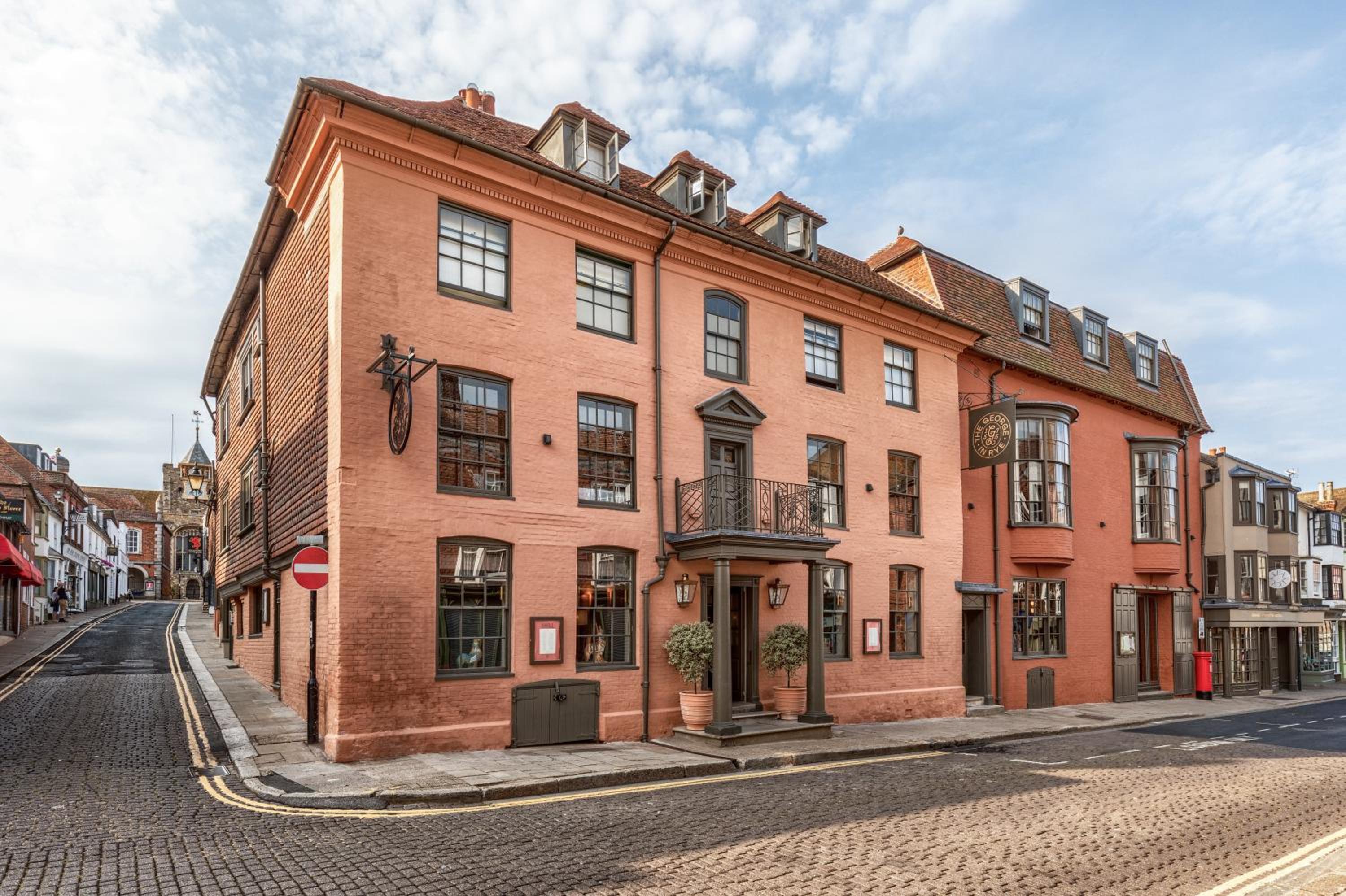 Rye Vacations - The George In Rye - Property Image 2