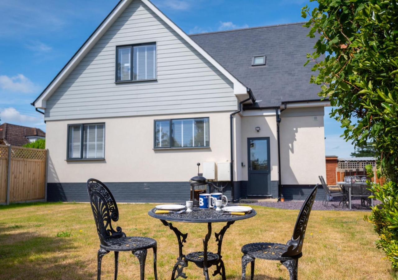 5 Bed in Aldeburgh oc-pops