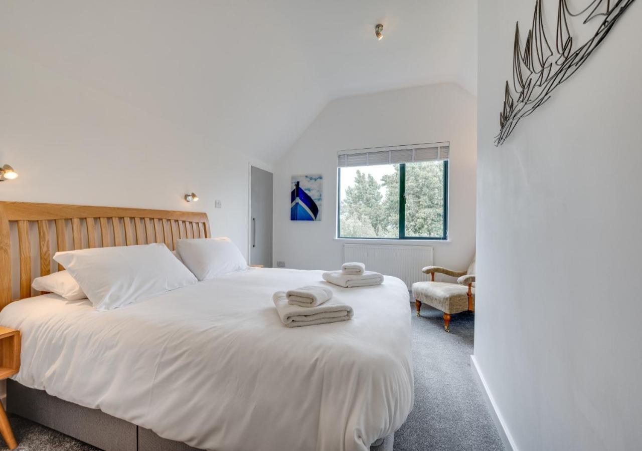 5 Bed in Aldeburgh oc-pops
