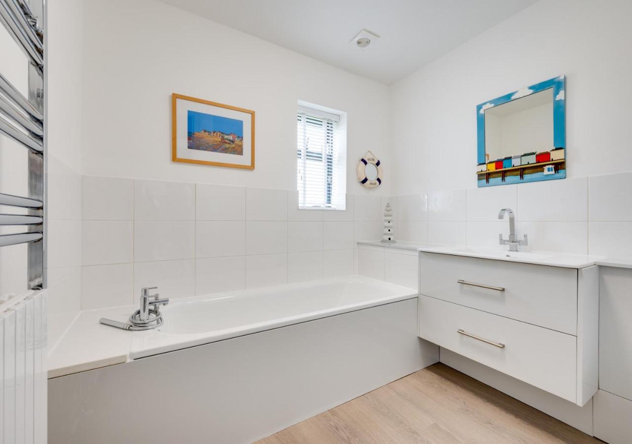 5 Bed in Aldeburgh oc-pops